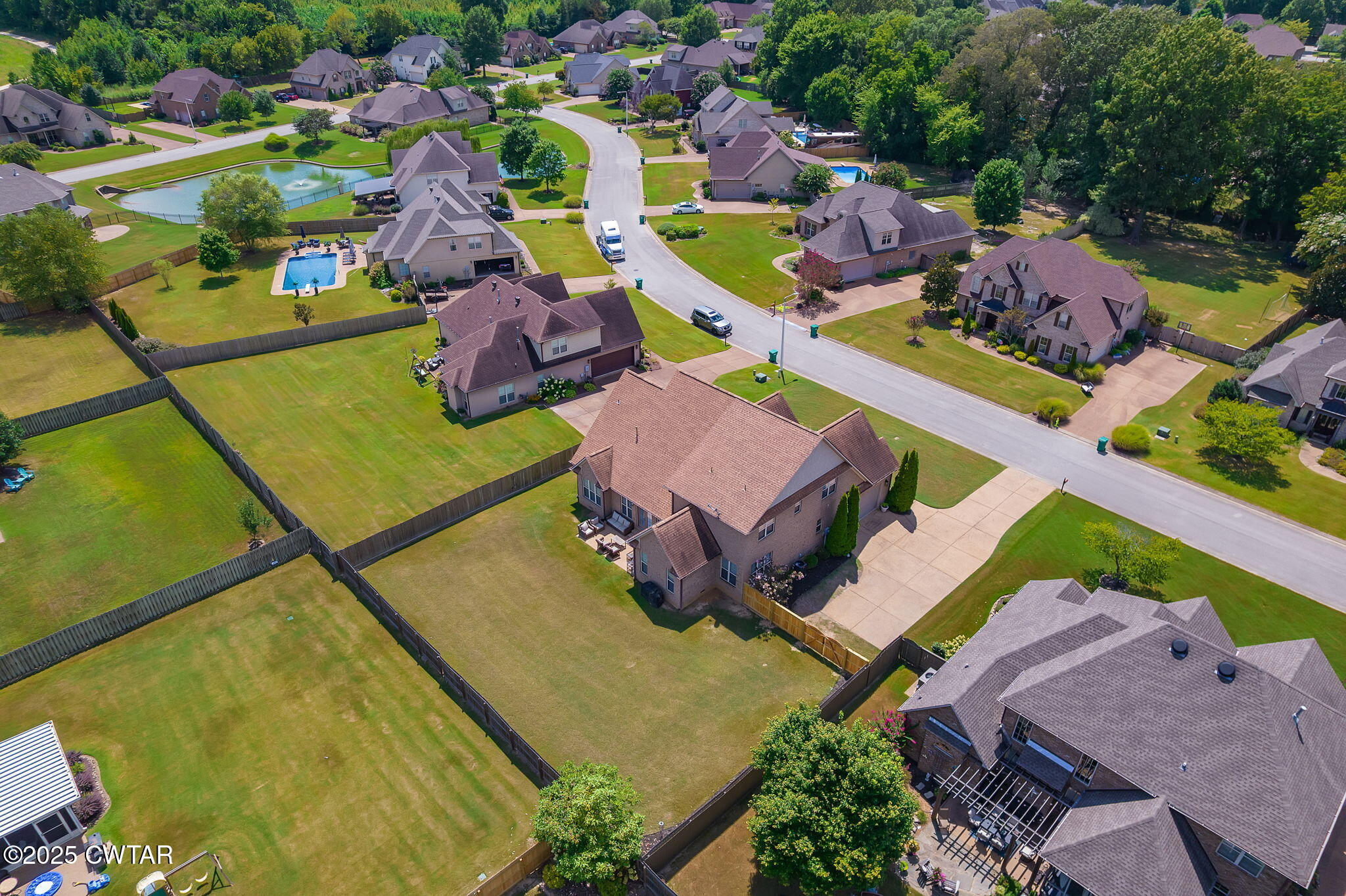 Jackson, Tennessee, 38305, United States, 5 Bedrooms Bedrooms, ,4 BathroomsBathrooms,Residential,For Sale,1912007