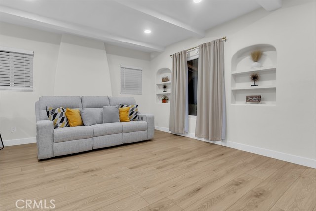 Long Beach, California, 90805, United States, 3 Bedrooms Bedrooms, ,2 BathroomsBathrooms,Residential,For Sale,1989941