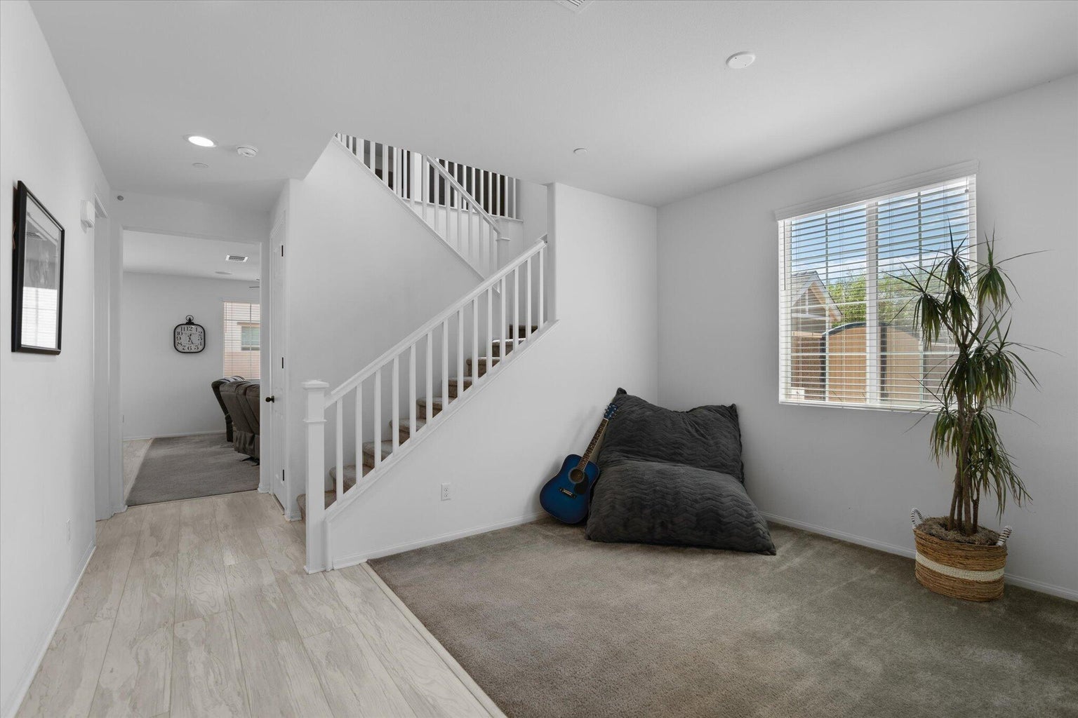 Lake Elsinore, California, 92530, United States, 3 Bedrooms Bedrooms, ,2 BathroomsBathrooms,Residential,For Sale,2007518