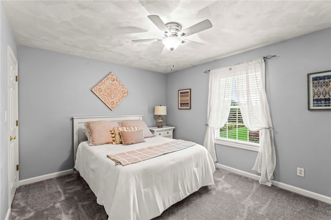 Venetia, Pennsylvania, 15367, United States, 4 Bedrooms Bedrooms, ,4 BathroomsBathrooms,Residential,For Sale,1987098