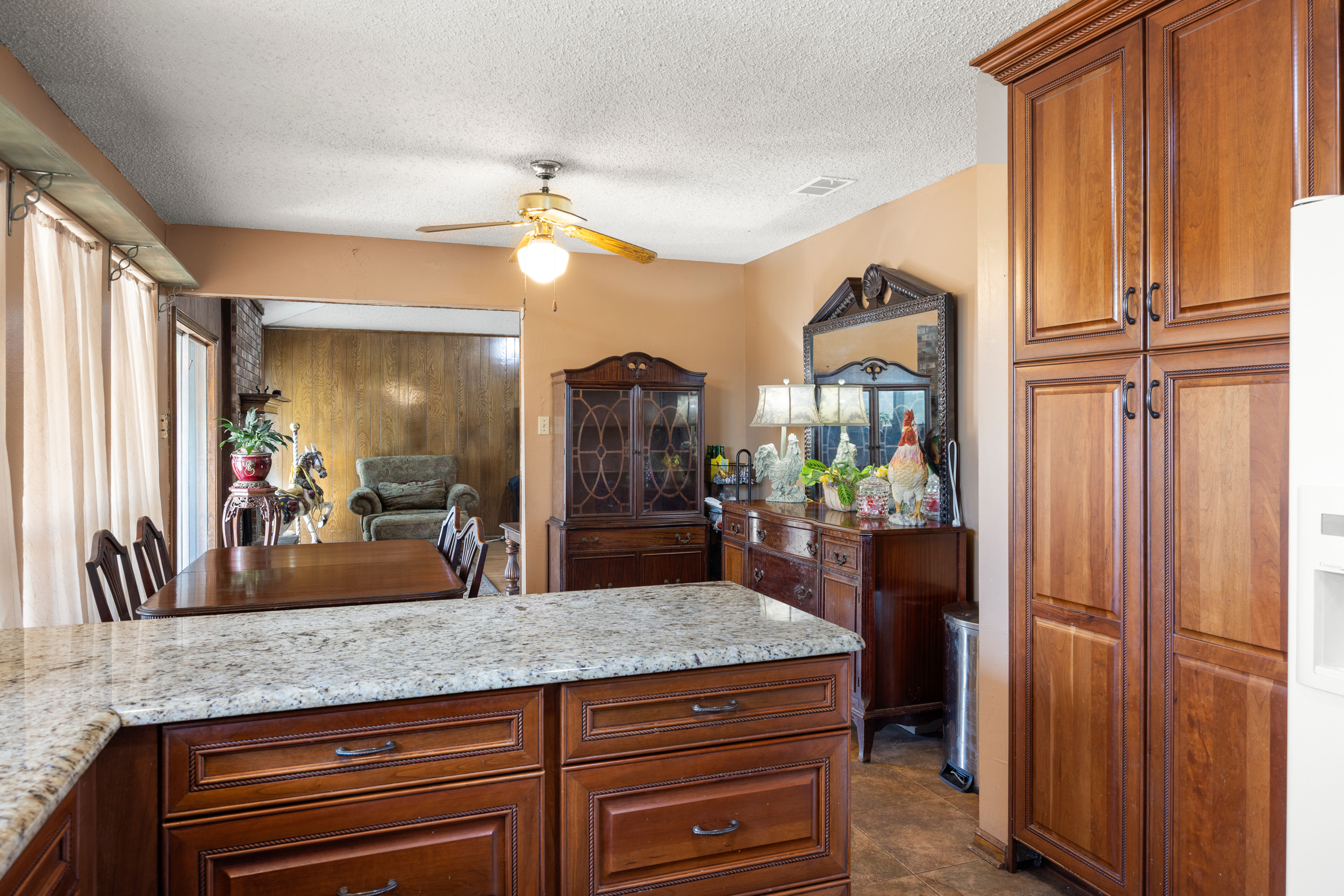 Dripping Springs, Texas, 78620, United States, 4 Bedrooms Bedrooms, ,2 BathroomsBathrooms,Residential,For Sale,1974177