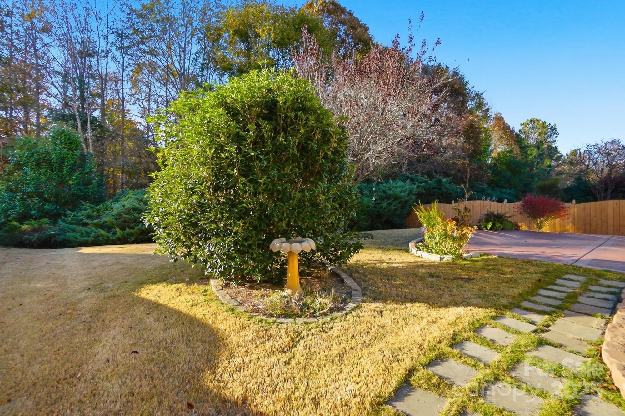 Fort Mill, South Carolina, 29707, United States, 3 Bedrooms Bedrooms, ,3 BathroomsBathrooms,Residential,For Sale,1997283