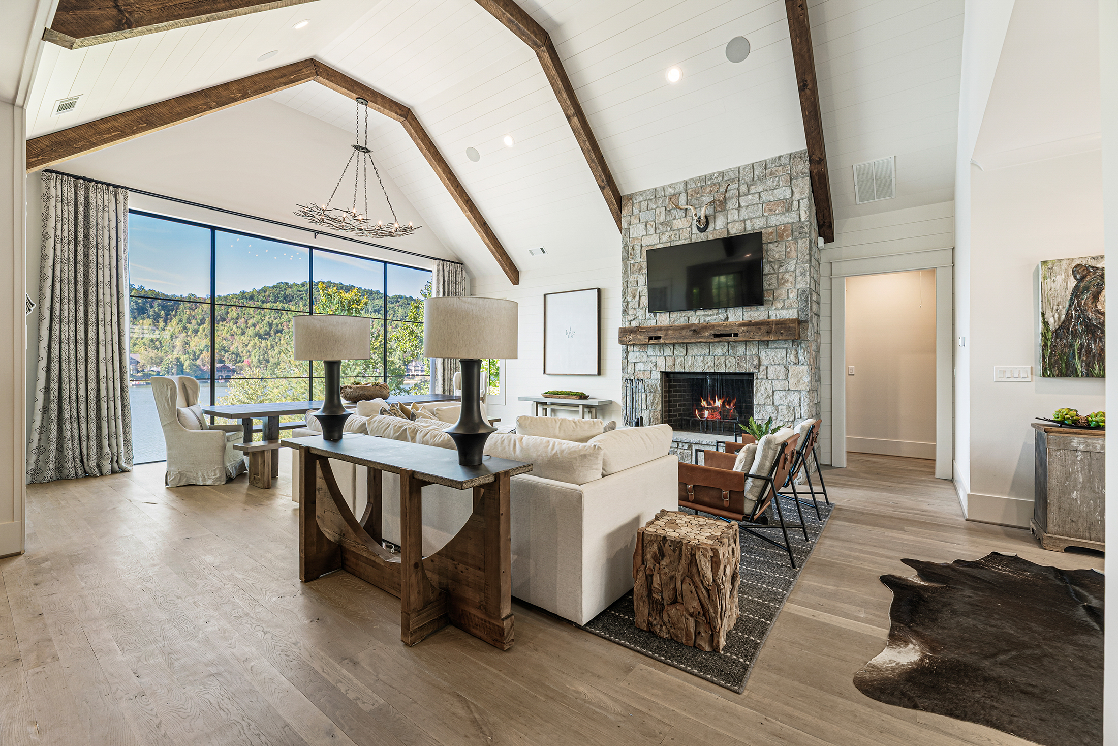  Breathtaking Lake Burton Views from an Exceptional Custom Lakehouse - 物件實景