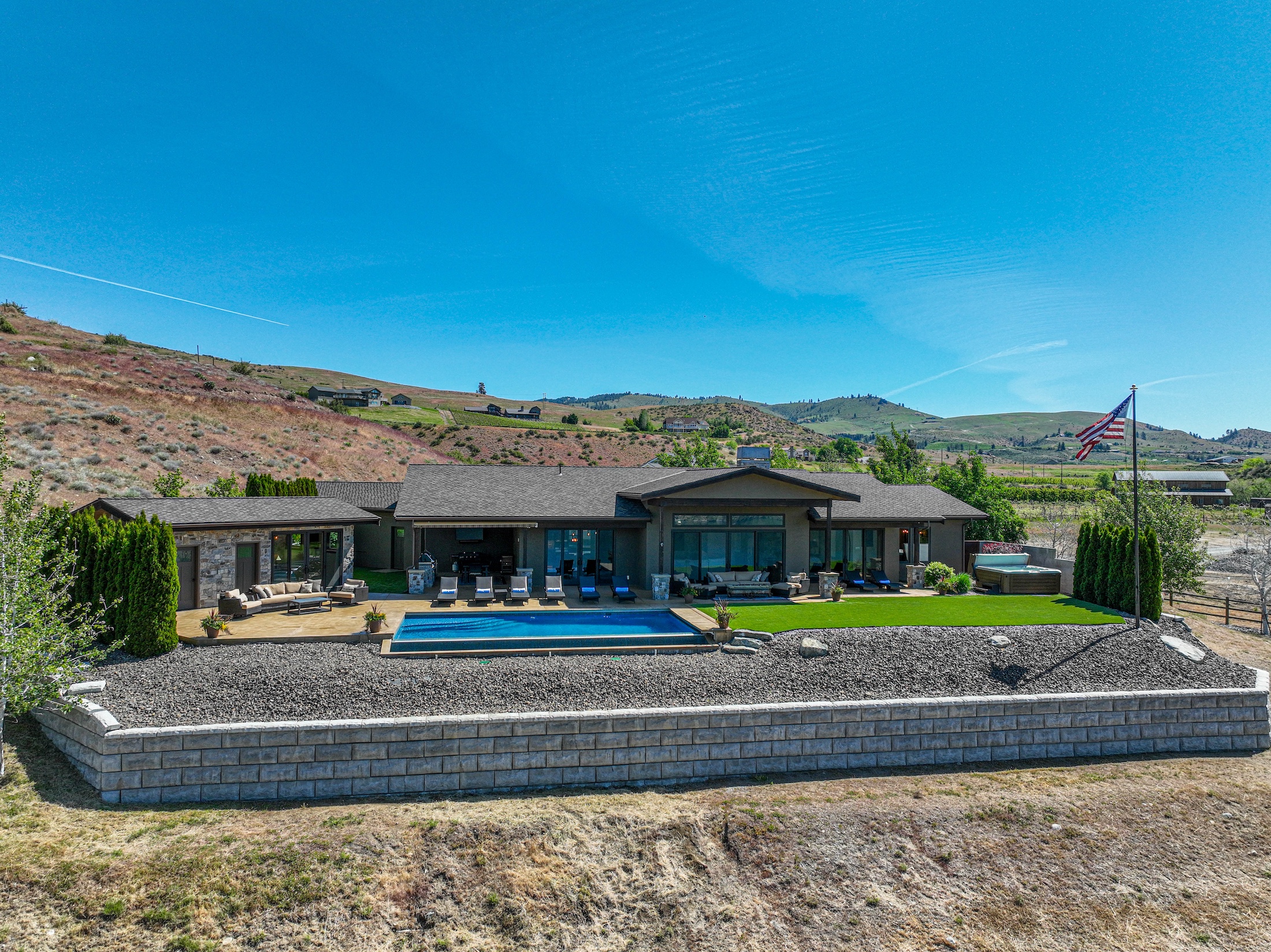  4.55 Acres Above Lake Chelan - 物件實景
