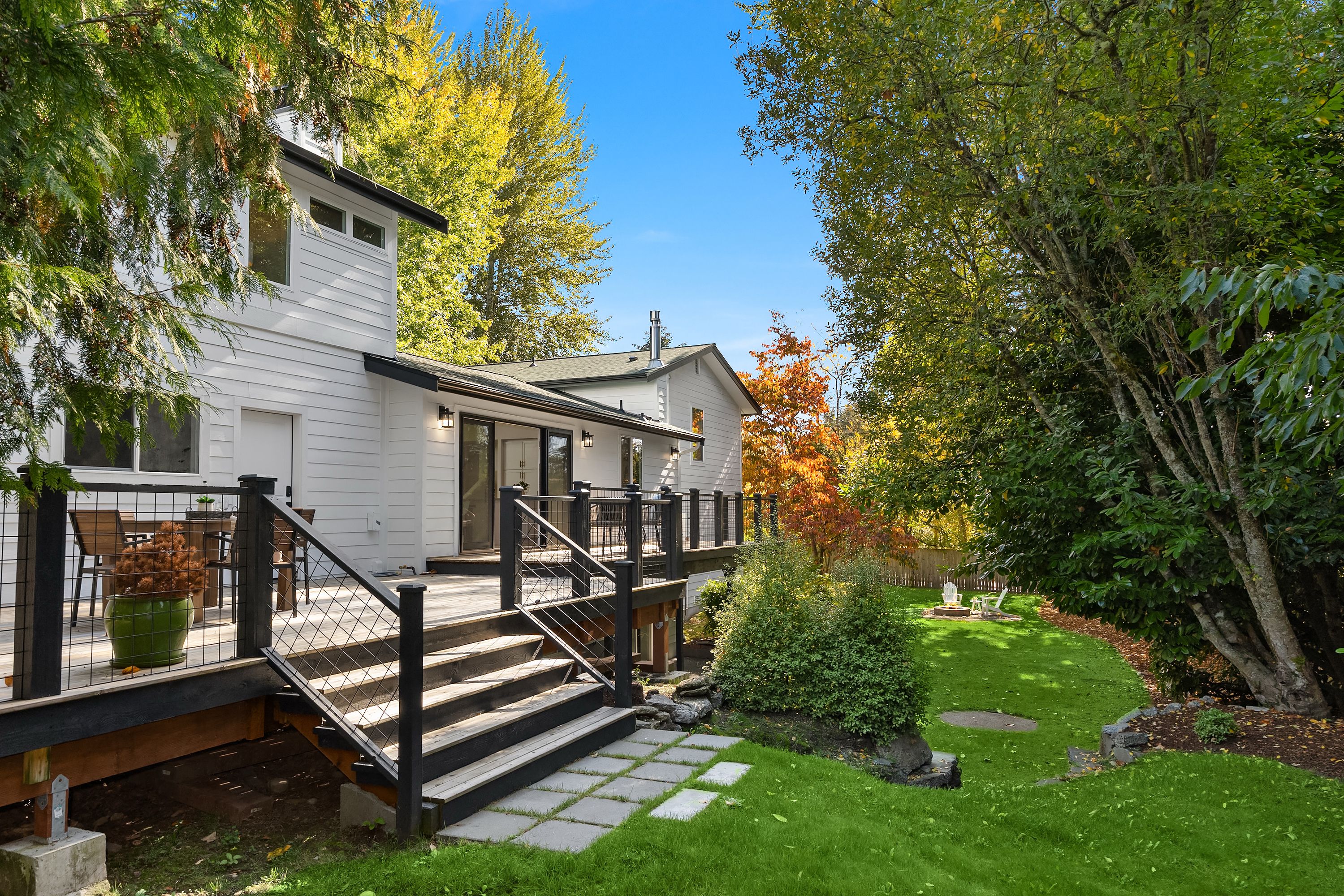  689 Pierce Court Northwest, Bainbridge Island, WA 98110 - 物件實景