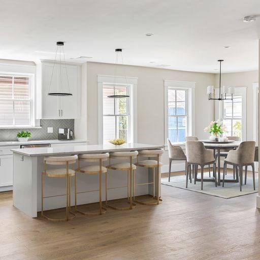 Somerville, Massachusetts, 02144, United States, 4 Bedrooms Bedrooms, ,4 BathroomsBathrooms,Residential,For Sale,1976862