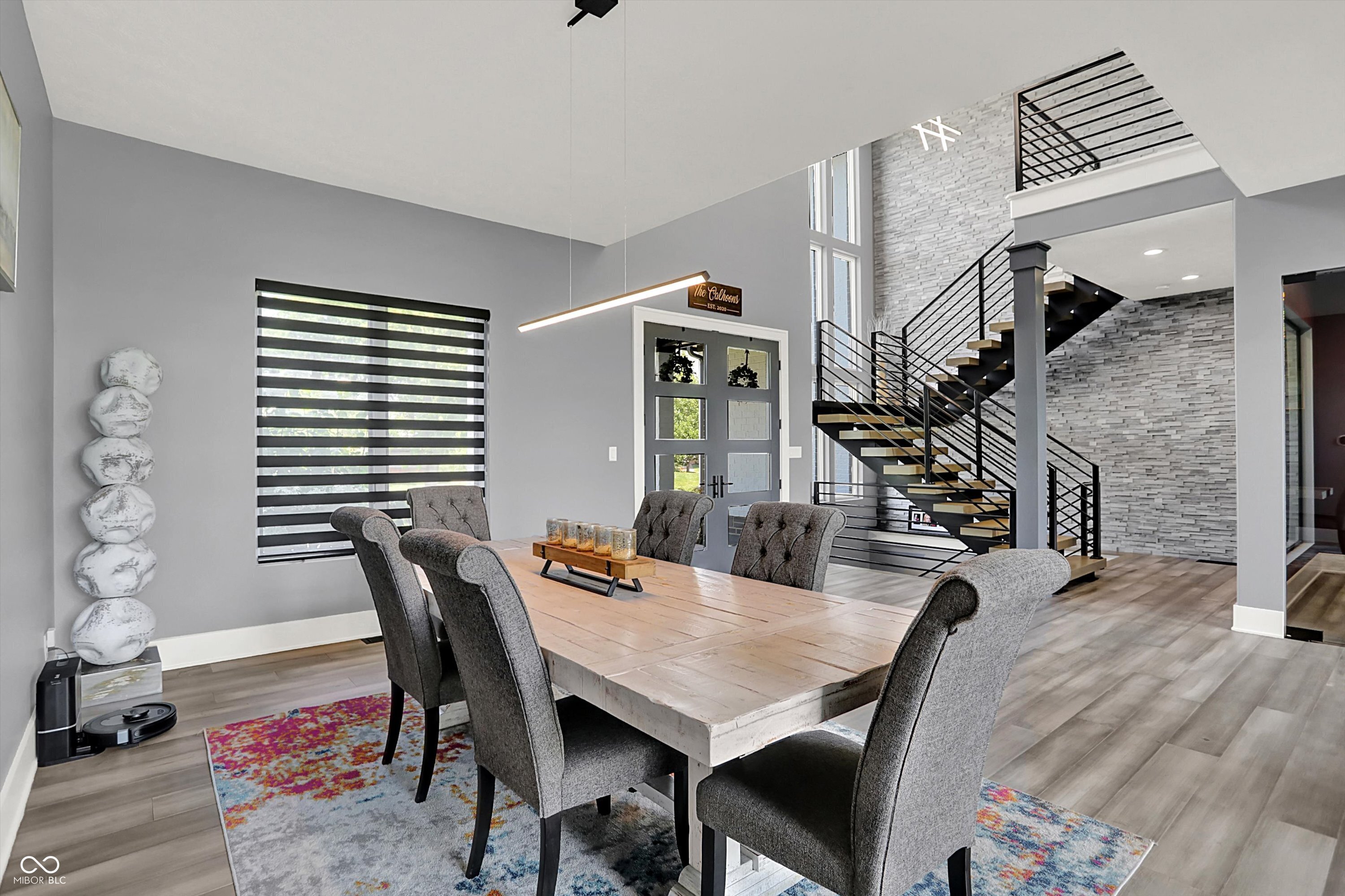 Greenwood, Indiana, 46143, United States, 4 Bedrooms Bedrooms, ,4 BathroomsBathrooms,Residential,For Sale,1978019