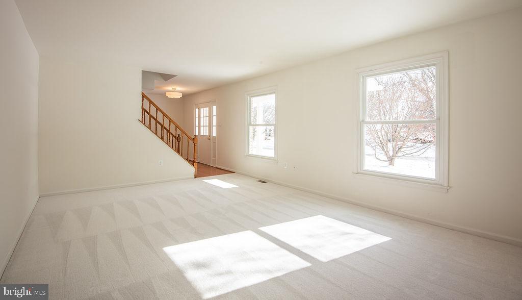 Springfield, Virginia, 22153, United States, 4 Bedrooms Bedrooms, ,3 BathroomsBathrooms,Residential,For Sale,2015320