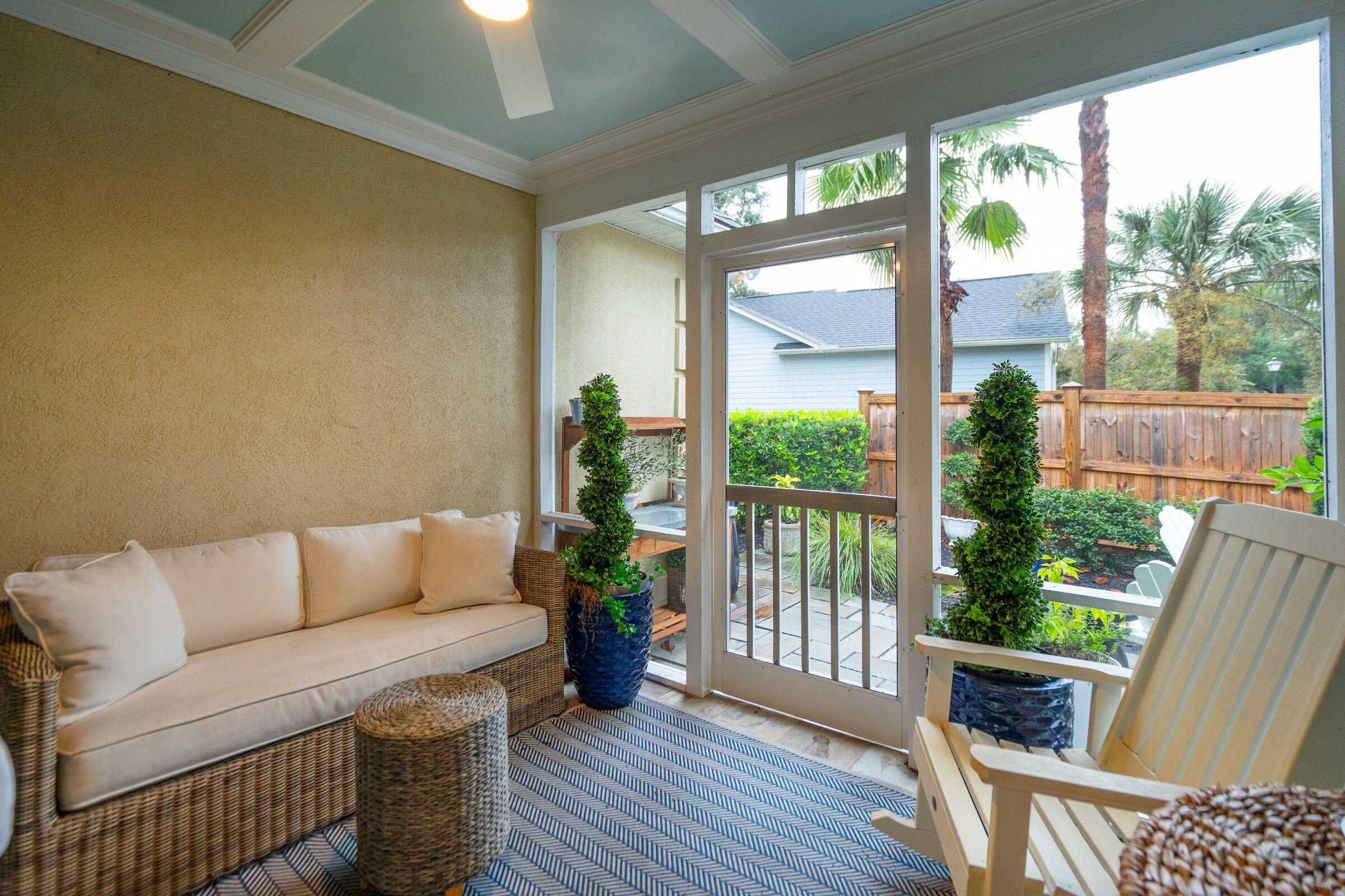 Mount Pleasant, South Carolina, 29464, United States, 3 Bedrooms Bedrooms, ,2 BathroomsBathrooms,Residential,For Sale,1979590