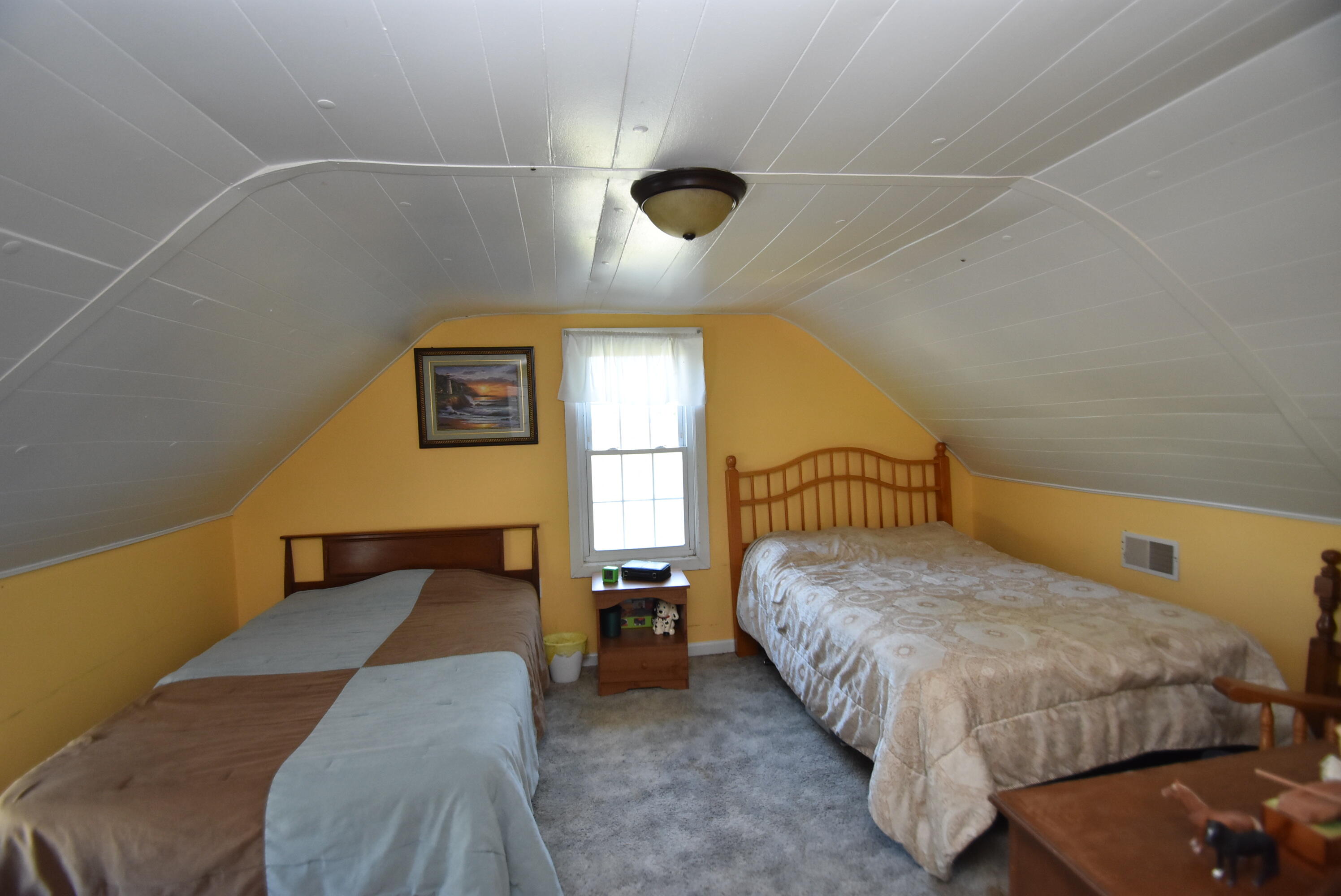 Willisburg, Kentucky, 40078, United States, 4 Bedrooms Bedrooms, ,1 BathroomBathrooms,Residential,For Sale,1962831