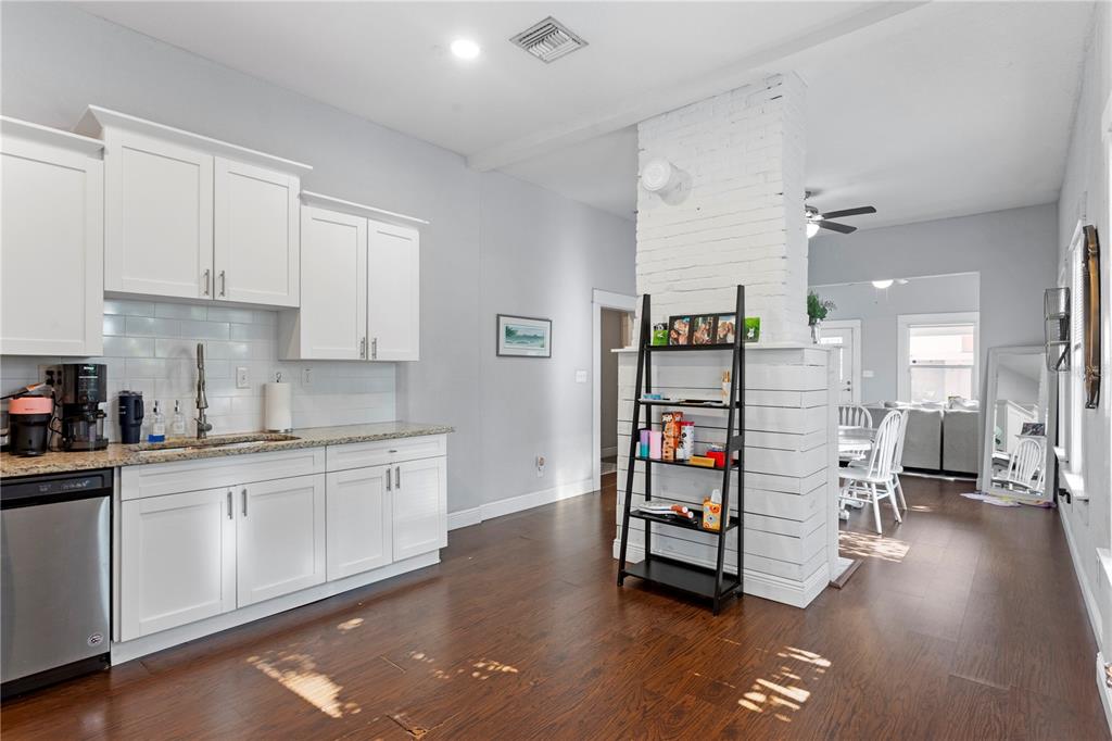 Tampa, Florida, 33602, United States, 3 Bedrooms Bedrooms, ,2 BathroomsBathrooms,Residential,For Sale,1785595