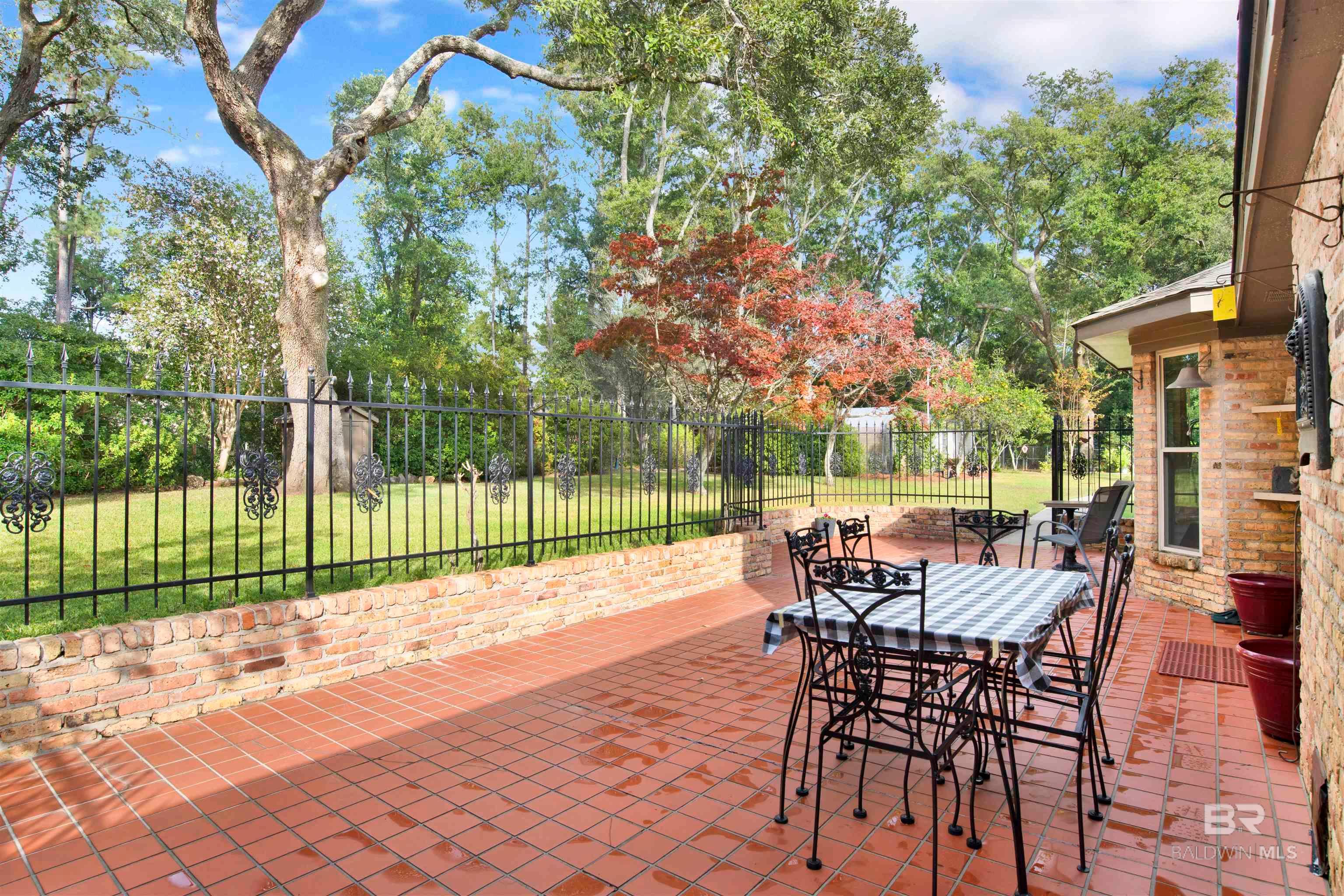 Daphne, Alabama, 36526, United States, 4 Bedrooms Bedrooms, ,3 BathroomsBathrooms,Residential,For Sale,1998896