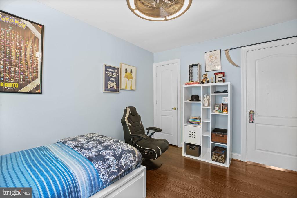 Fredericksburg, Virginia, 22407, United States, 5 Bedrooms Bedrooms, ,5 BathroomsBathrooms,Residential,For Sale,1927805