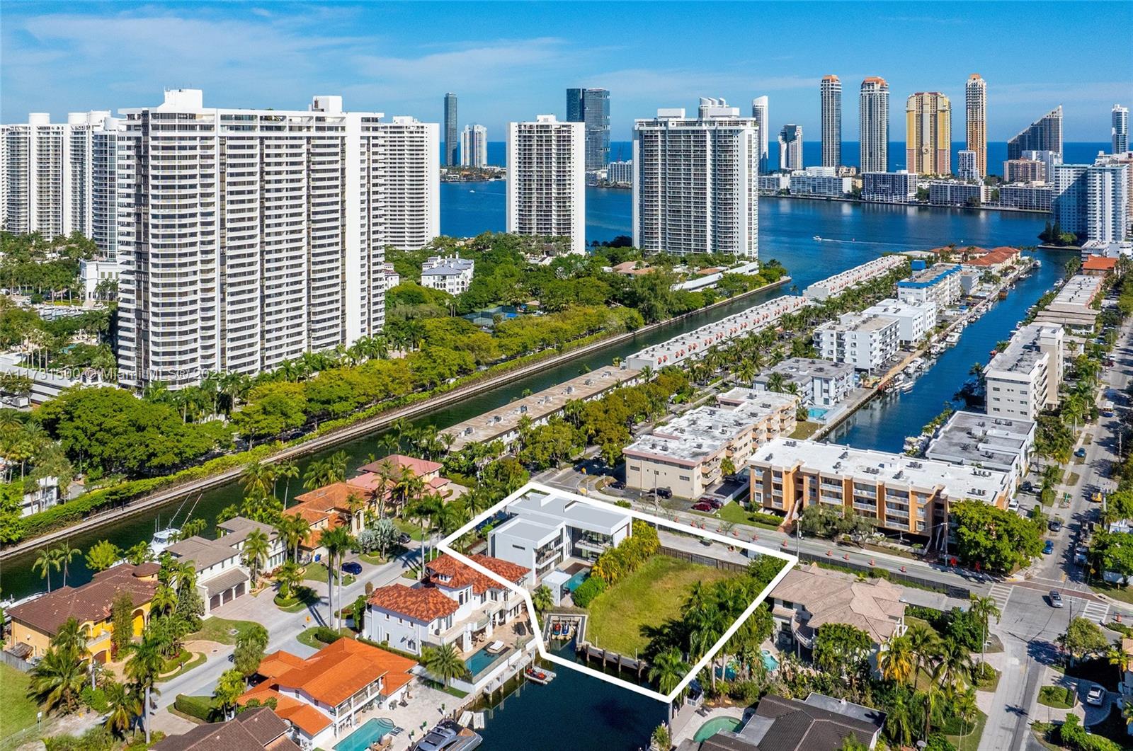 North Miami Beach, Florida, 33160, United States, 6 Bedrooms Bedrooms, ,8 BathroomsBathrooms,Residential,For Sale,1759326