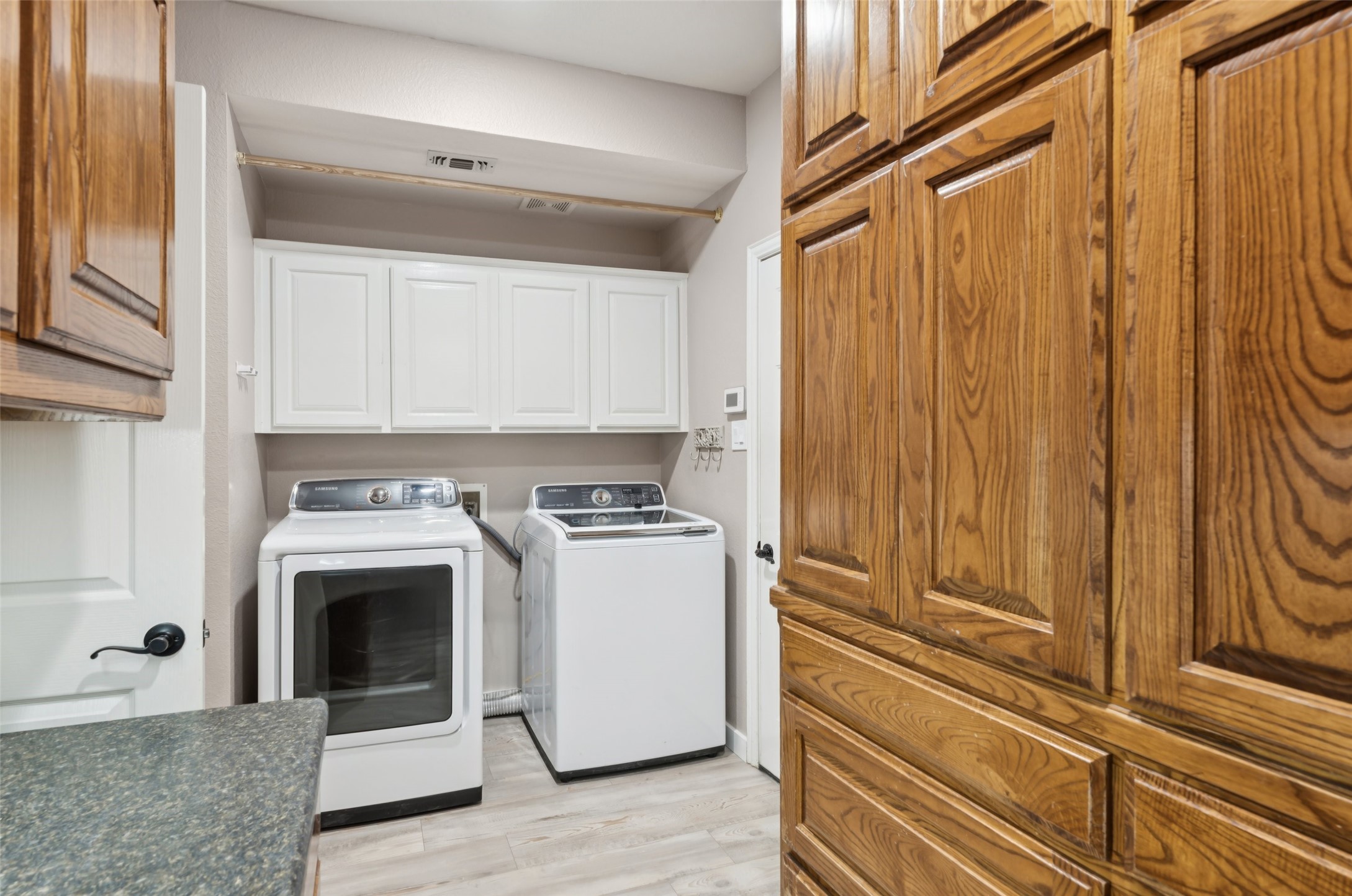 Southlake, Texas, 76092, United States, 4 Bedrooms Bedrooms, ,4 BathroomsBathrooms,Residential,For Sale,1883511