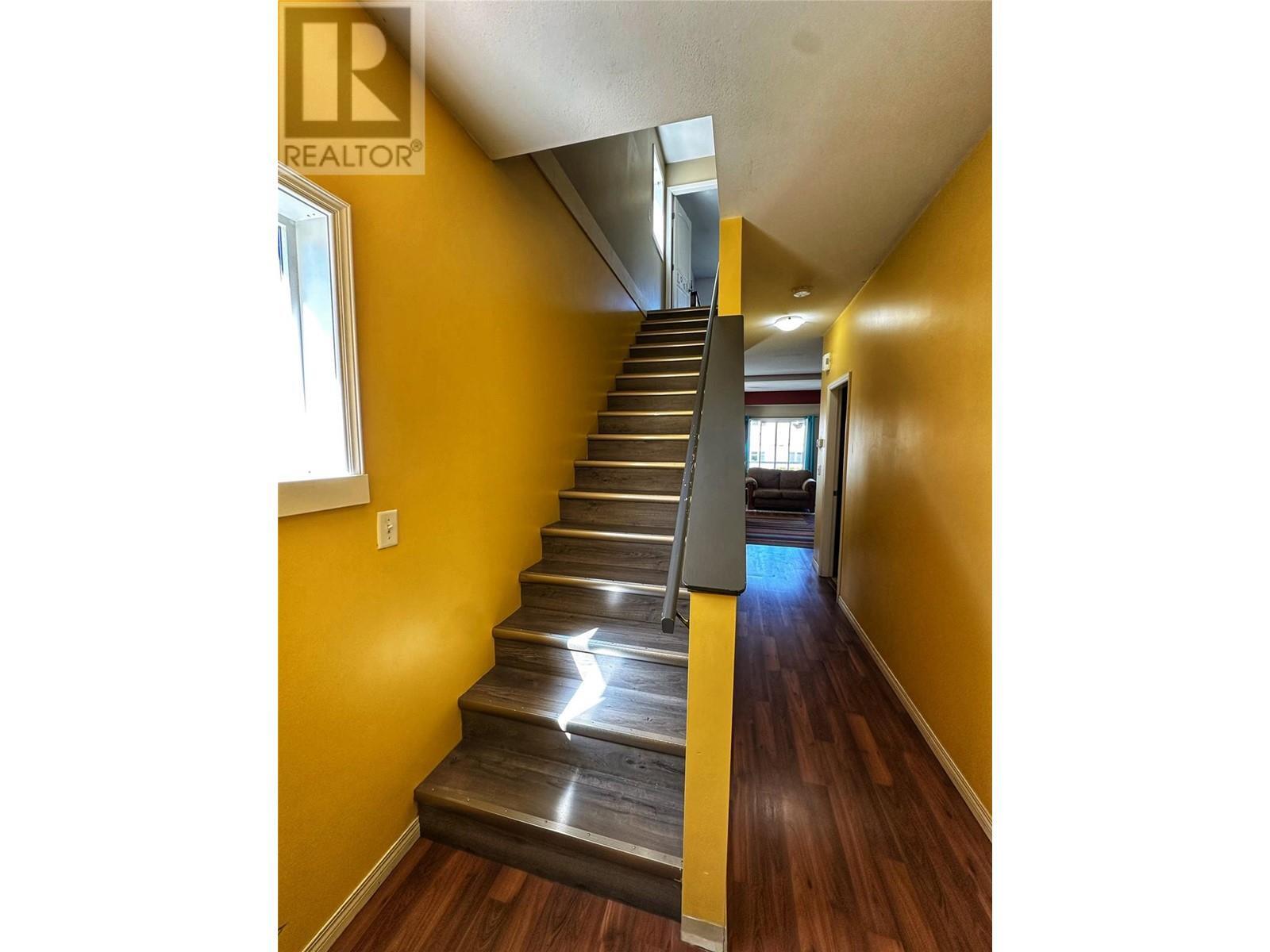 VERNON, British Columbia, V1H 1Z5, CA, 3 Bedrooms Bedrooms, ,2 BathroomsBathrooms,Residential,For Sale,1913509