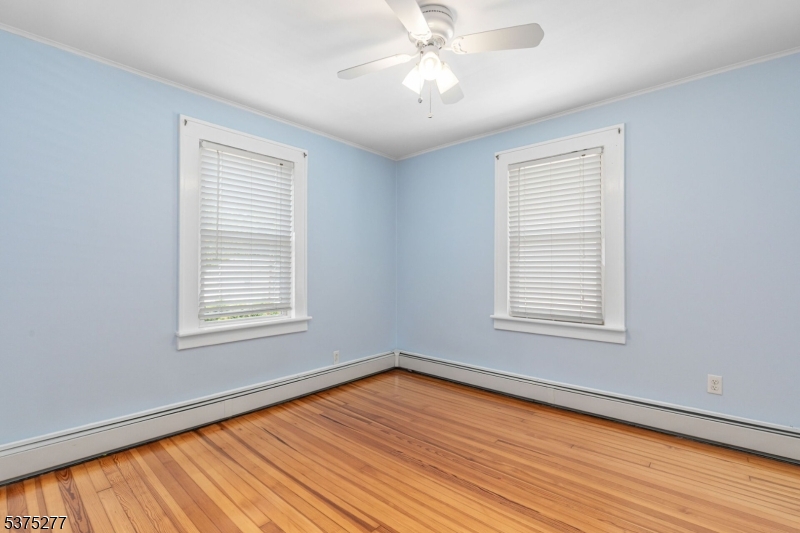 Garwood Boro, New Jersey, 07027, United States, 3 Bedrooms Bedrooms, ,2 BathroomsBathrooms,Residential,For Sale,1908282