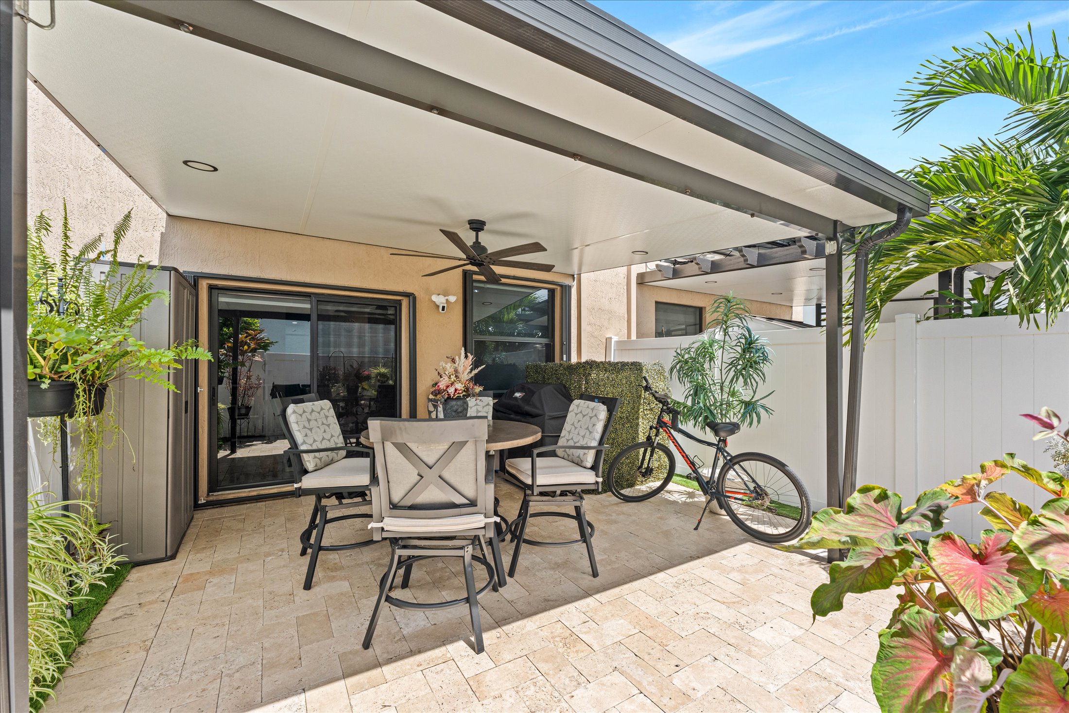 3384 W 106th Ter, Hialeah, FL, 33018 - 物件實景