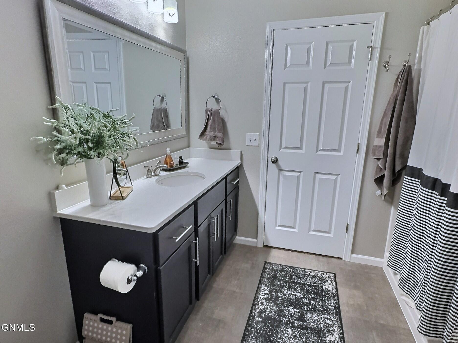 Mandan, North Dakota, 58554, United States, 4 Bedrooms Bedrooms, ,2 BathroomsBathrooms,Residential,For Sale,2006369