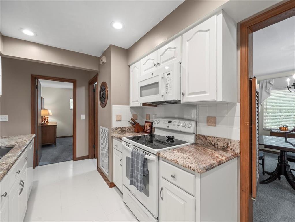 Tampa, Florida, 33618, United States, 4 Bedrooms Bedrooms, ,2 BathroomsBathrooms,Residential,For Sale,1917104