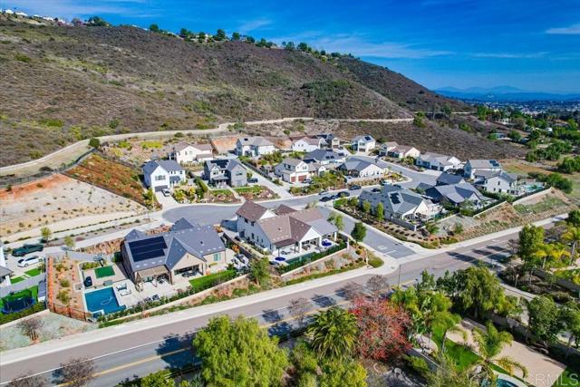 San Marcos, California, 92069, United States, 4 Bedrooms Bedrooms, ,5 BathroomsBathrooms,Residential,For Sale,1987036