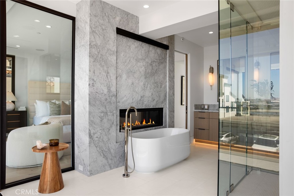 Corona del Mar, California, 92625, United States, 4 Bedrooms Bedrooms, ,5 BathroomsBathrooms,Residential,For Sale,1903462