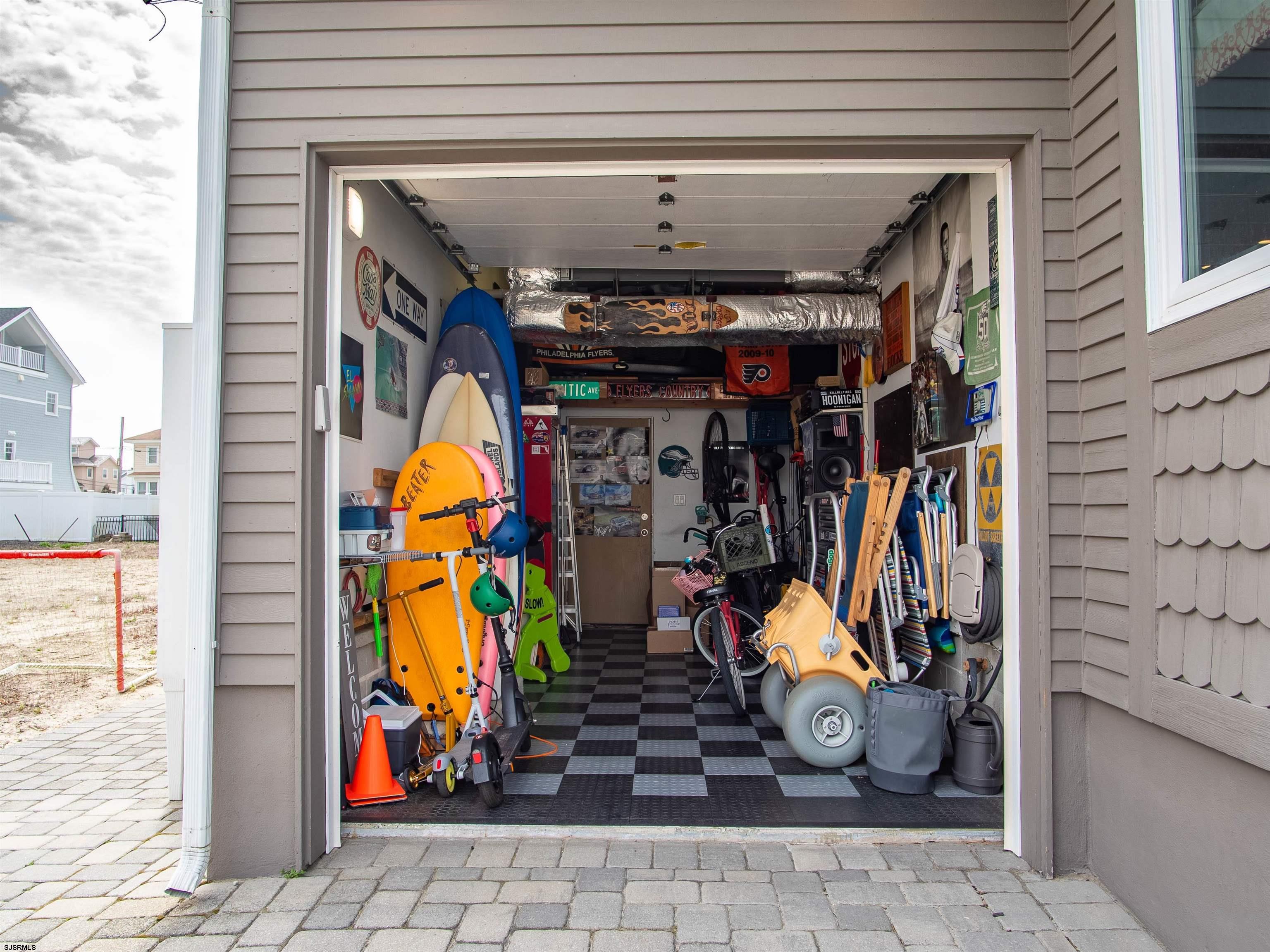 Longport, New Jersey, 08403, United States, 3 Bedrooms Bedrooms, ,3 BathroomsBathrooms,Residential,For Sale,1826457
