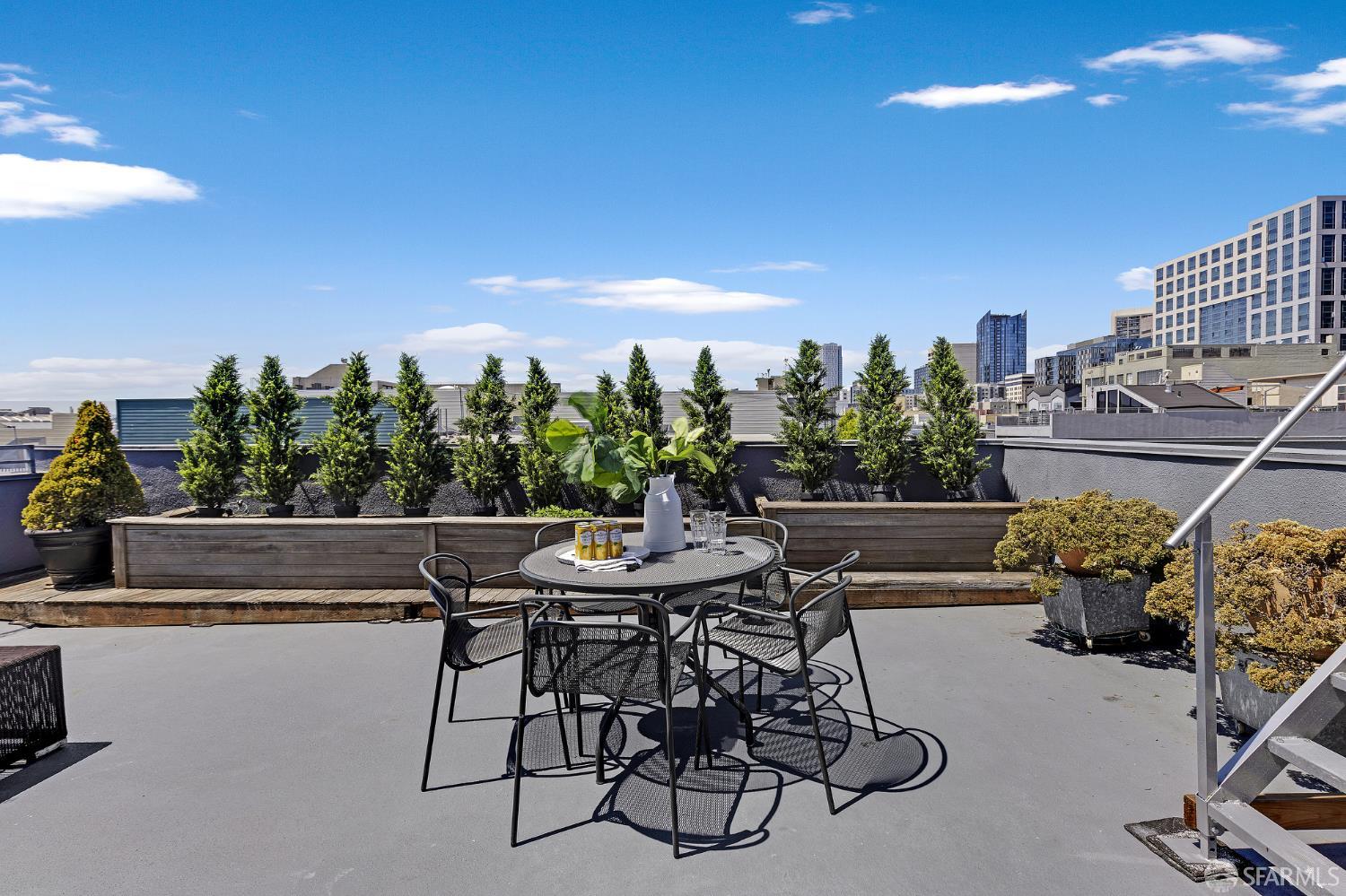 San Francisco, California, 94103, United States, 2 Bedrooms Bedrooms, ,2 BathroomsBathrooms,Residential,For Sale,1849011