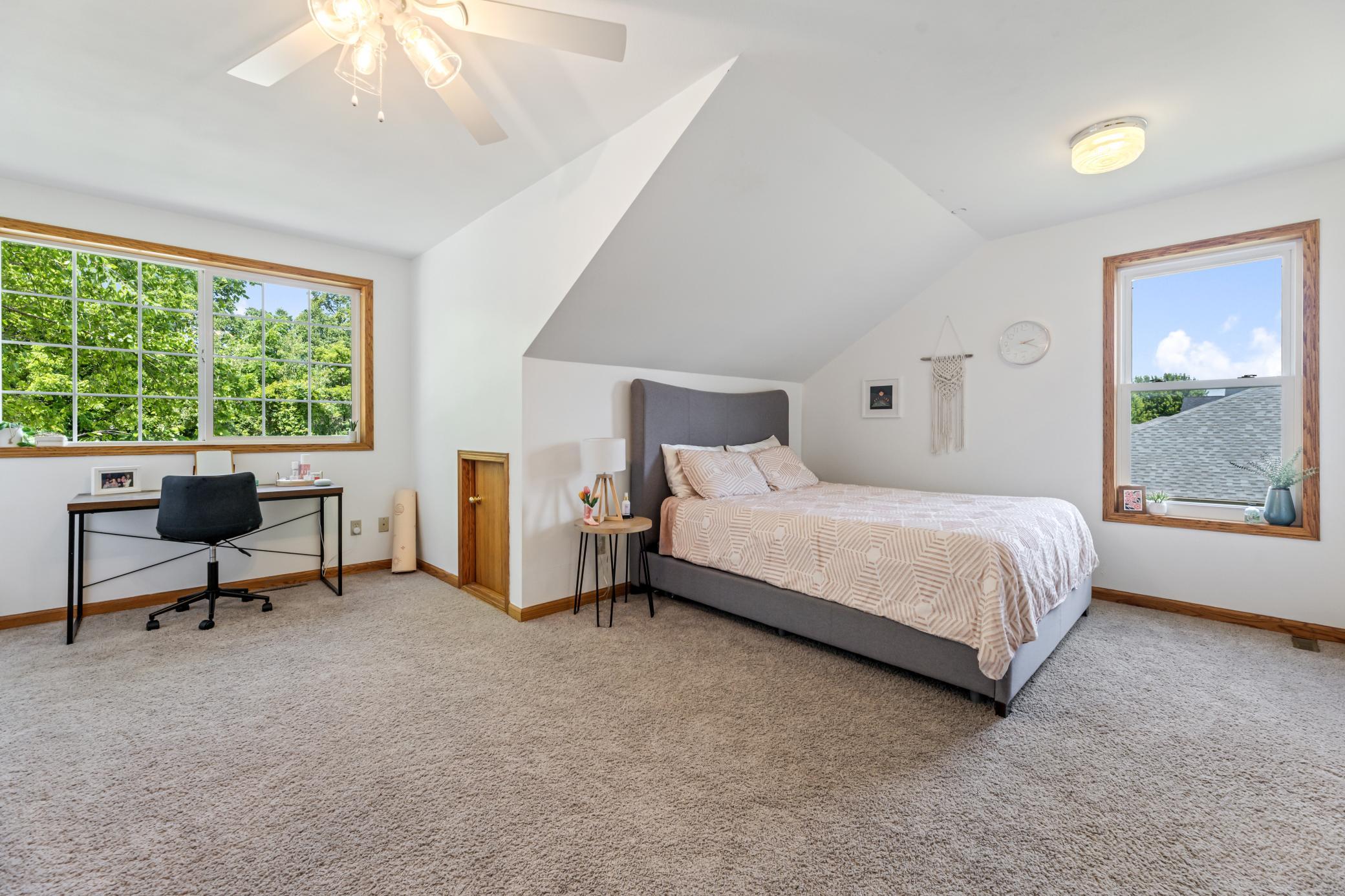 Winona, Minnesota, 55987, United States, 6 Bedrooms Bedrooms, ,4 BathroomsBathrooms,Residential,For Sale,1883576