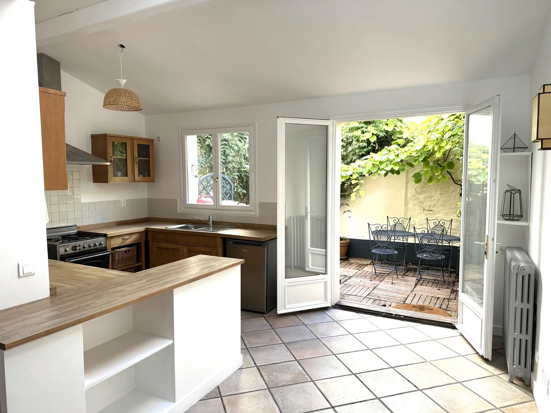 Saint-Germain-en-Laye, Île-de-France, 78100, FR, 3 Bedrooms Bedrooms, ,2 BathroomsBathrooms,Residential,For Sale,1994844