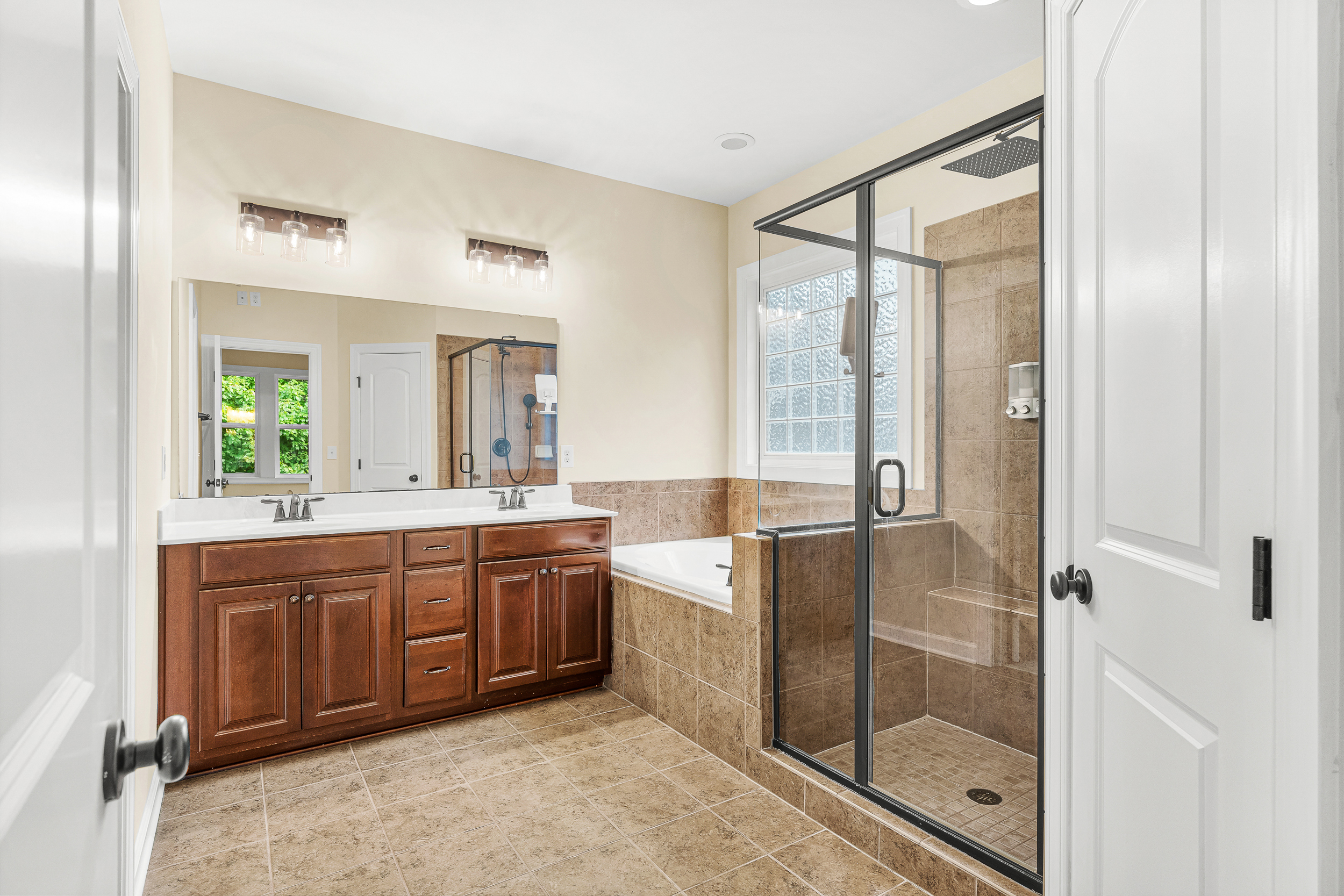  110 Vintage Hill Circle, Apex, NC 27539 - 物件實景