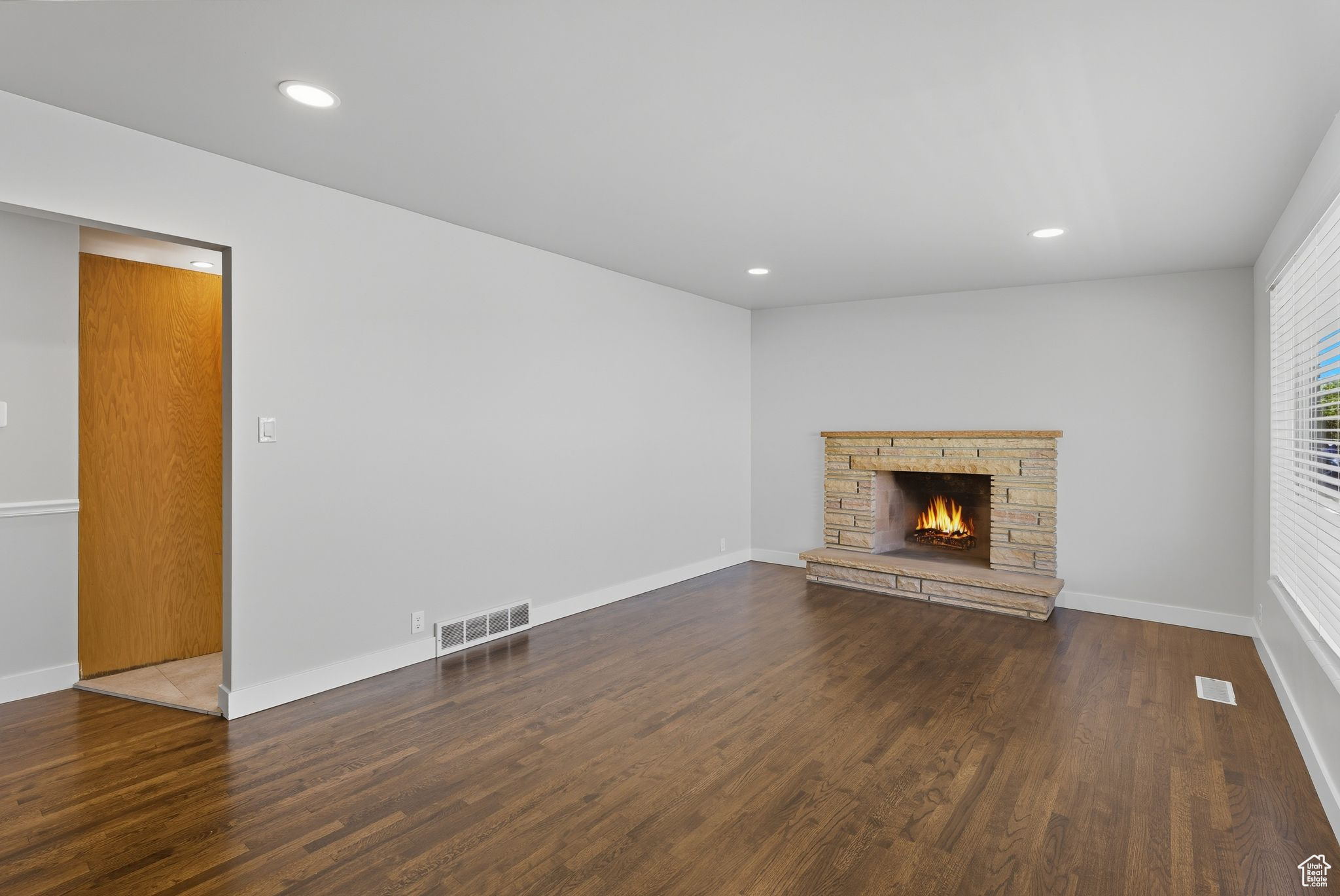 Millcreek, Utah, 84106, United States, 4 Bedrooms Bedrooms, ,1 BathroomBathrooms,Residential,For Sale,1961088