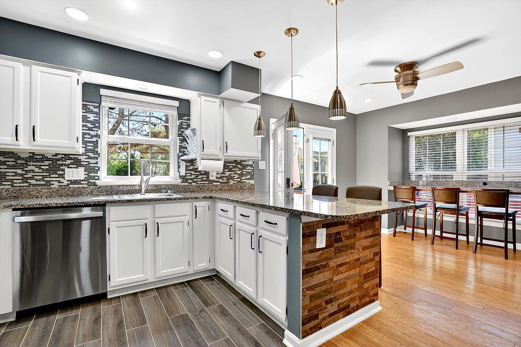  12887 Hunterbrook Drive, Woodbridge, VA, 22192 - 物件實景