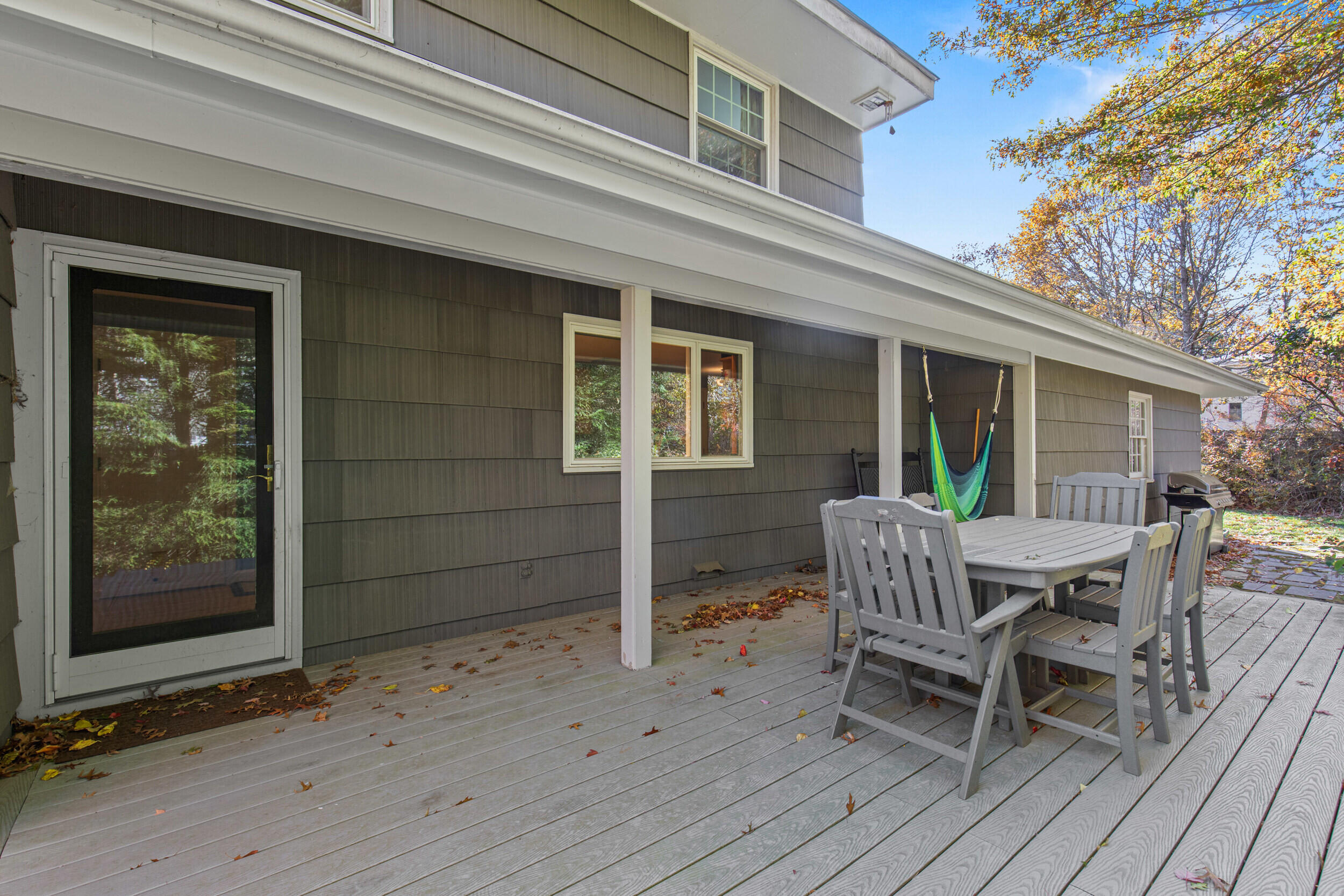 Portland, Maine, 04103, United States, 4 Bedrooms Bedrooms, ,2 BathroomsBathrooms,Residential,For Sale,1988552