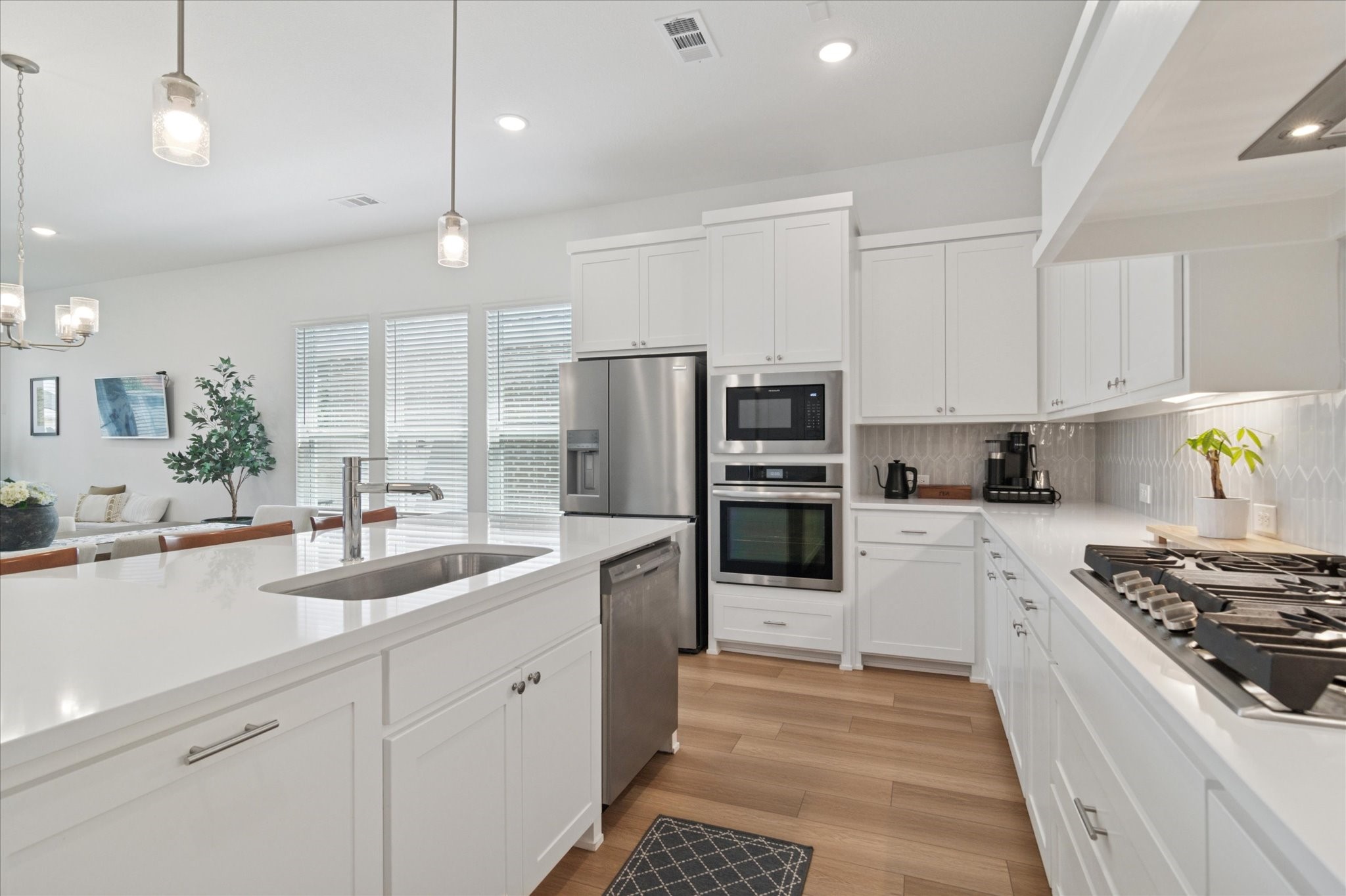 McKinney, Texas, 75071, United States, 3 Bedrooms Bedrooms, ,3 BathroomsBathrooms,Residential,For Sale,1911308