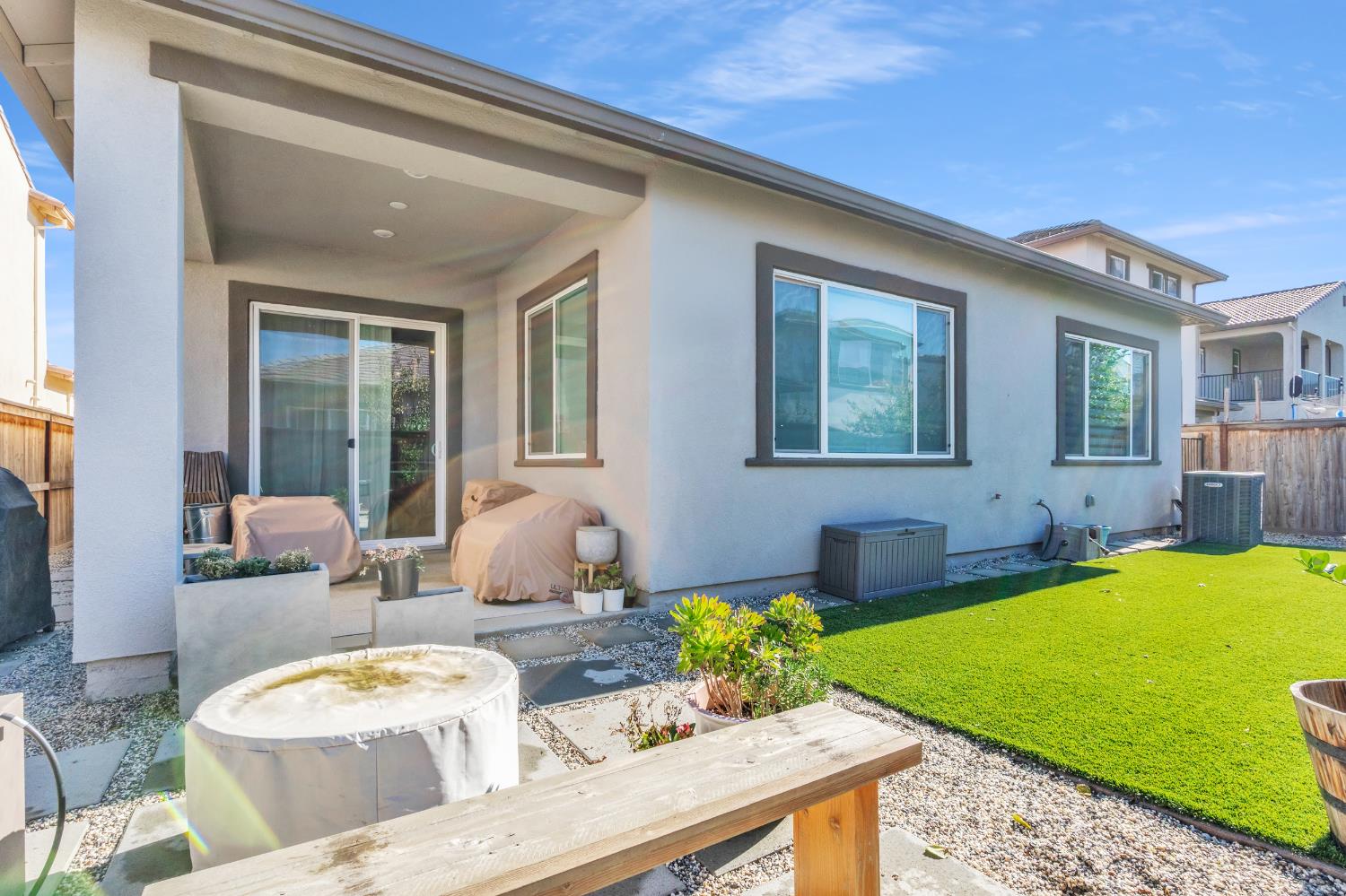 Sacramento, California, 95835, United States, 4 Bedrooms Bedrooms, ,3 BathroomsBathrooms,Residential,For Sale,1998262