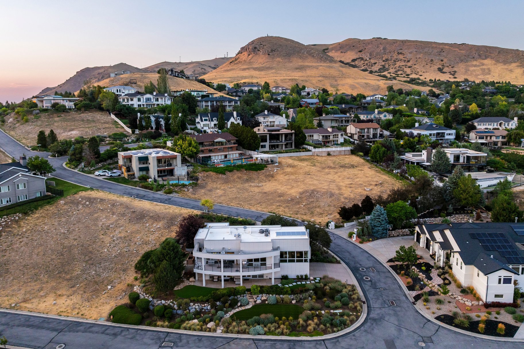  Premier Modern Residence in Dorchester Pointe with Panoramic Views - 物件實景