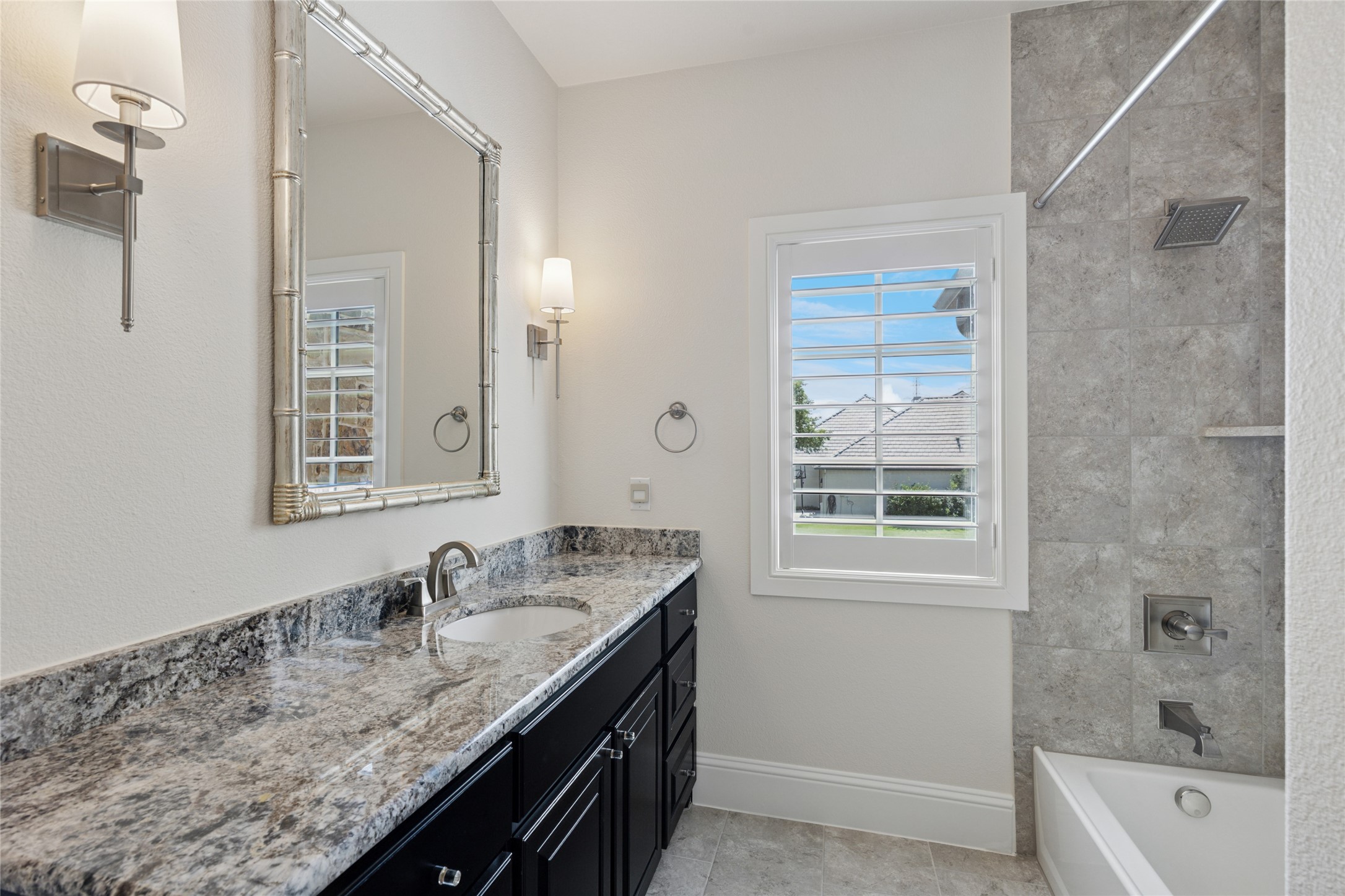 Benbrook, Texas, 76126, United States, 4 Bedrooms Bedrooms, ,5 BathroomsBathrooms,Residential,For Sale,1958044