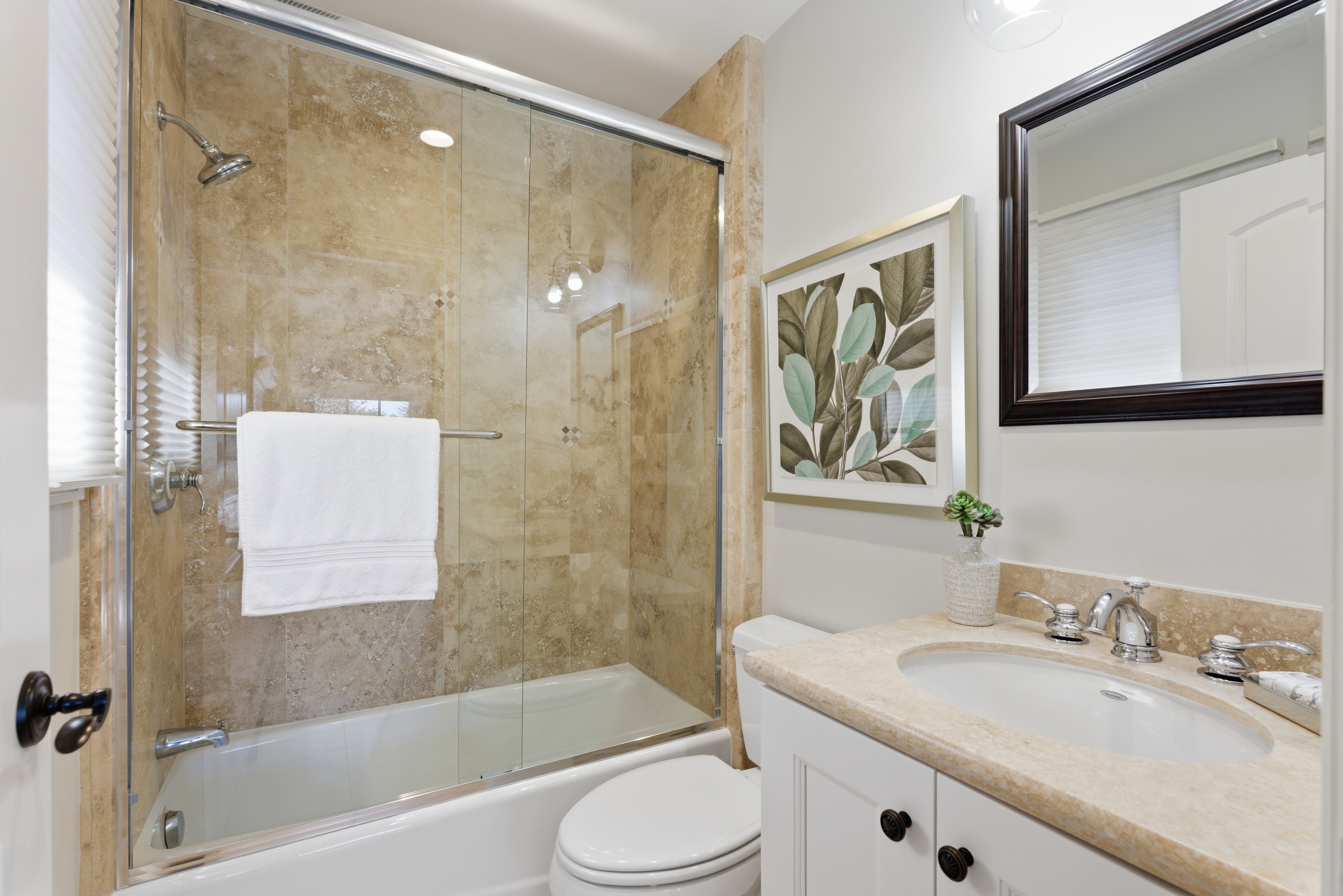  Classic Craftsman Home - 物件實景