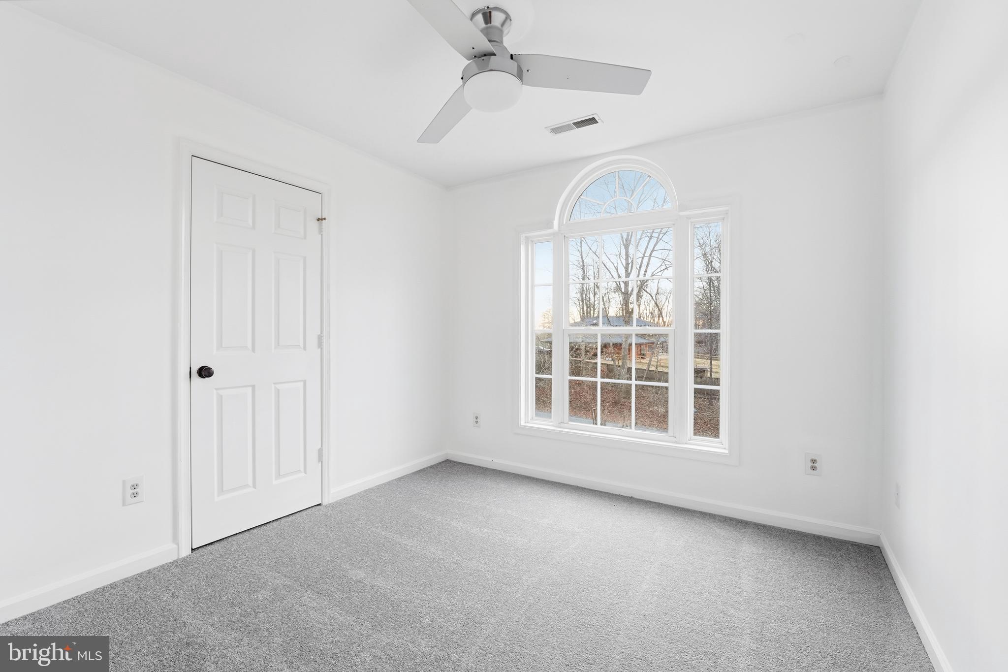 Rapidan, Virginia, 22733, United States, 3 Bedrooms Bedrooms, ,4 BathroomsBathrooms,Residential,For Sale,2010393