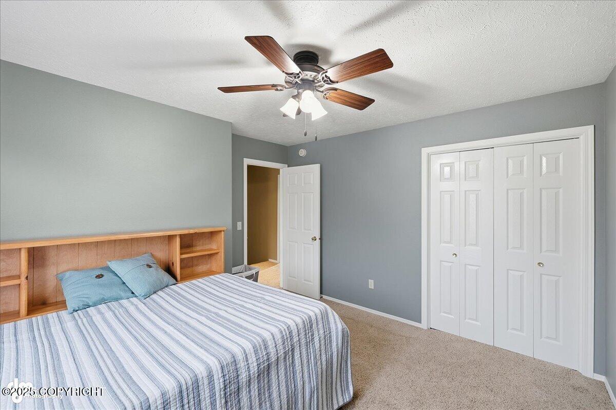 Kenai, Alaska, 99611, United States, 4 Bedrooms Bedrooms, ,2 BathroomsBathrooms,Residential,For Sale,1985692