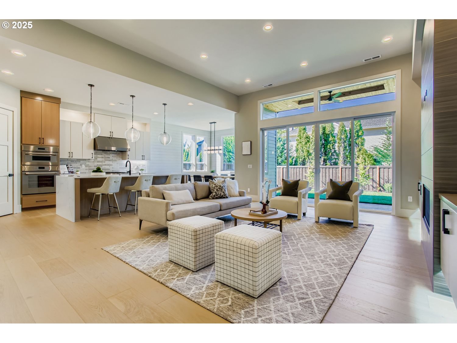 Portland, Oregon, 97229, United States, 5 Bedrooms Bedrooms, ,4 BathroomsBathrooms,Residential,For Sale,1982334