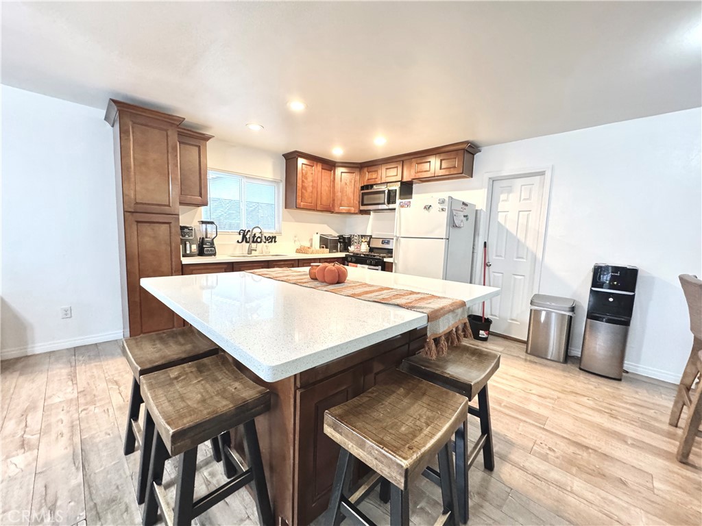 Colton, California, 92324, United States, 4 Bedrooms Bedrooms, ,2 BathroomsBathrooms,Residential,For Sale,1964094