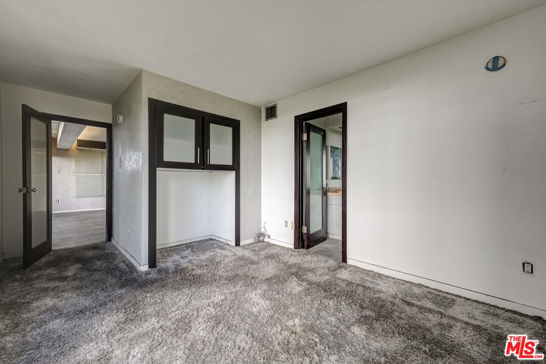 Los Angeles, California, 90024, United States, 2 Bedrooms Bedrooms, ,1 BathroomBathrooms,Residential,For Sale,1939322