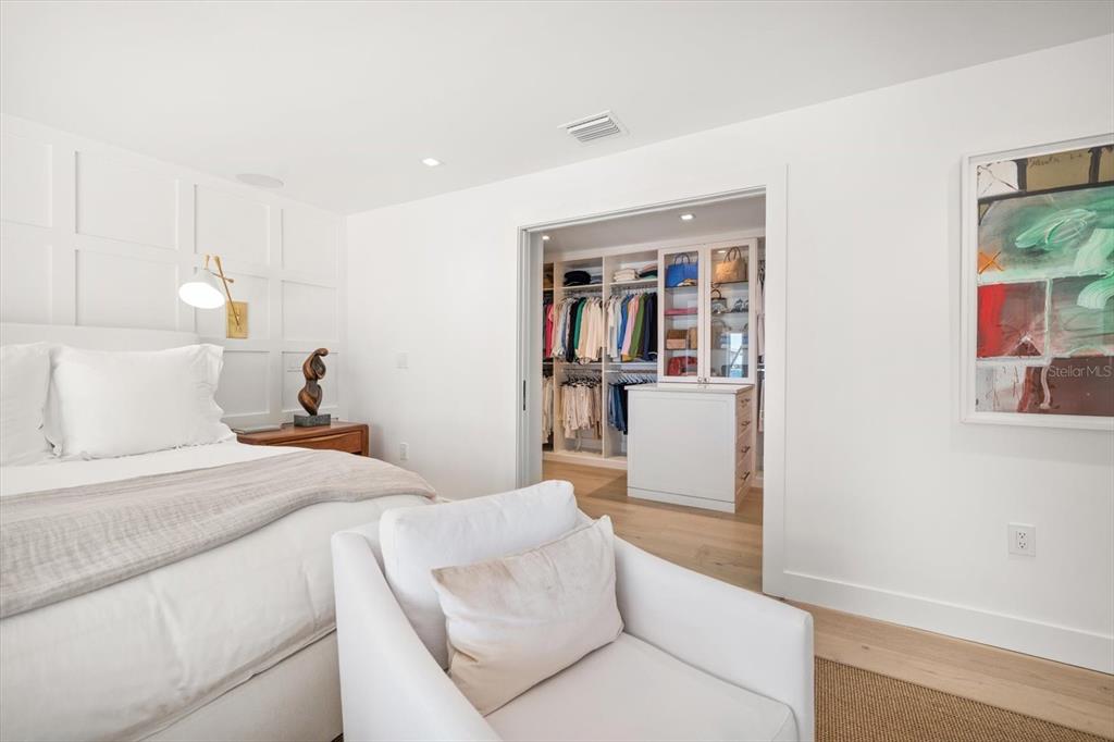 Largo, Florida, 33770, United States, 3 Bedrooms Bedrooms, ,4 BathroomsBathrooms,Residential,For Sale,1989168