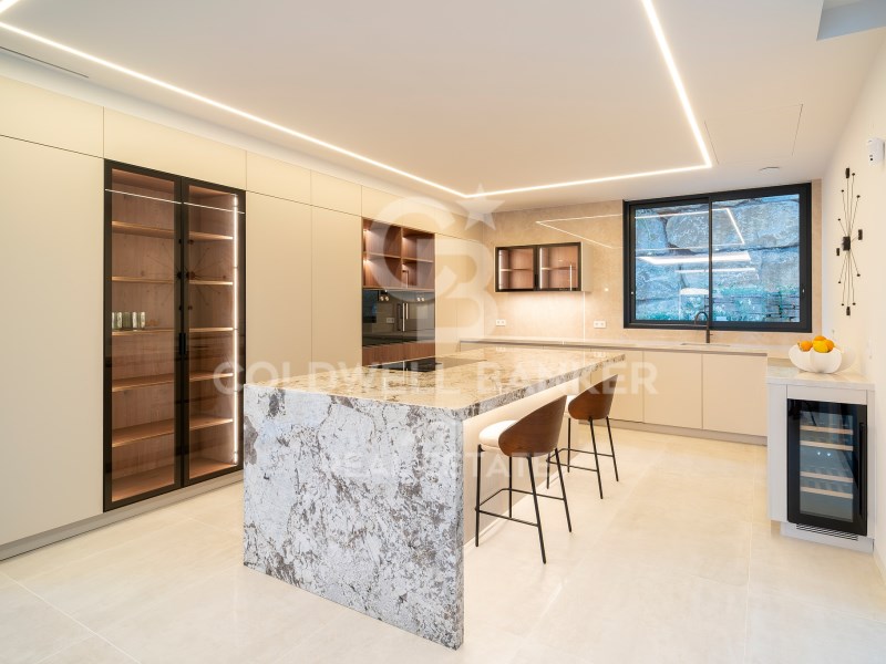 Benahavís, Andalusia, ES, 6 Bedrooms Bedrooms, ,9 BathroomsBathrooms,Residential,For Sale,1957050