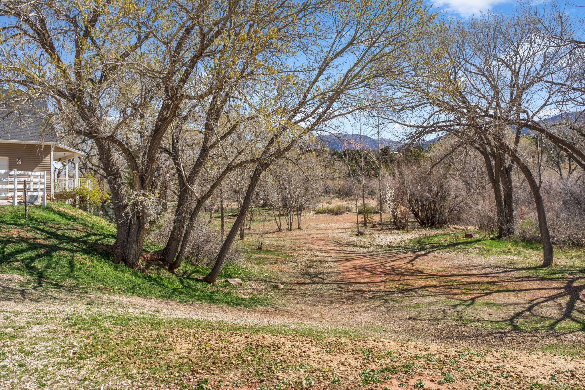 New Harmony, Utah, 84757, United States, 4 Bedrooms Bedrooms, ,4 BathroomsBathrooms,Residential,For Sale,1763524