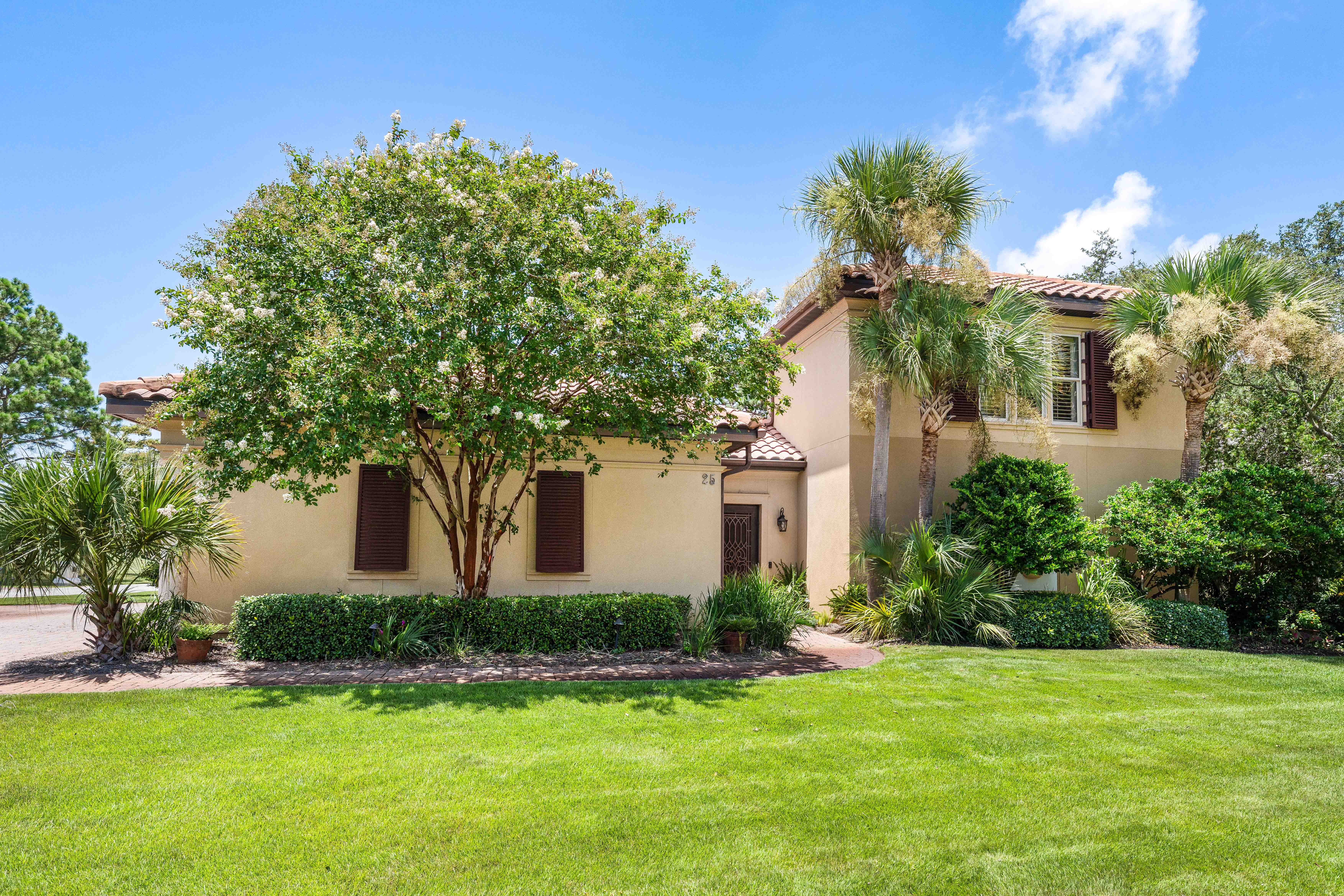 25 Garnet Place 
