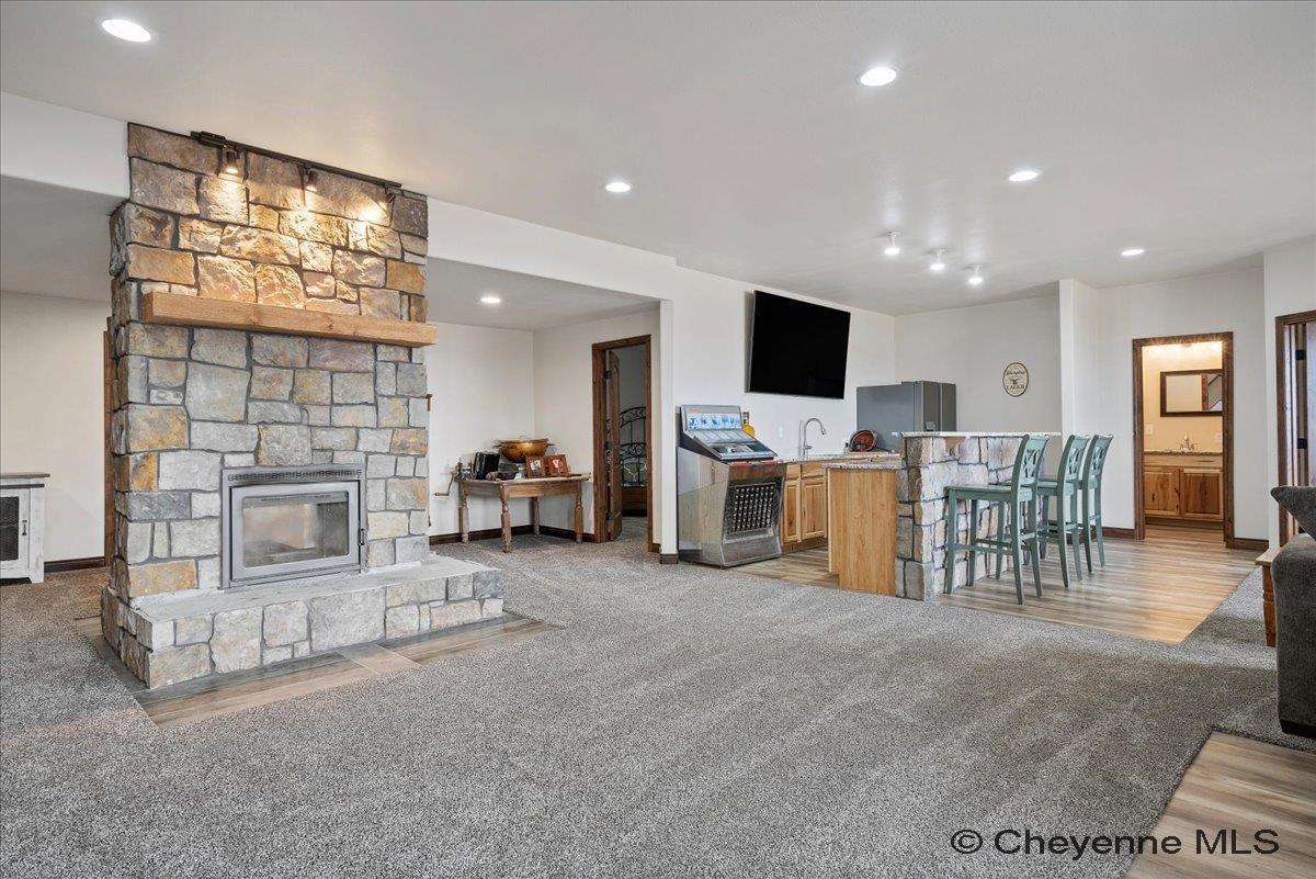 Cheyenne, Wyoming, 82009, United States, 5 Bedrooms Bedrooms, ,5 BathroomsBathrooms,Residential,For Sale,1903698