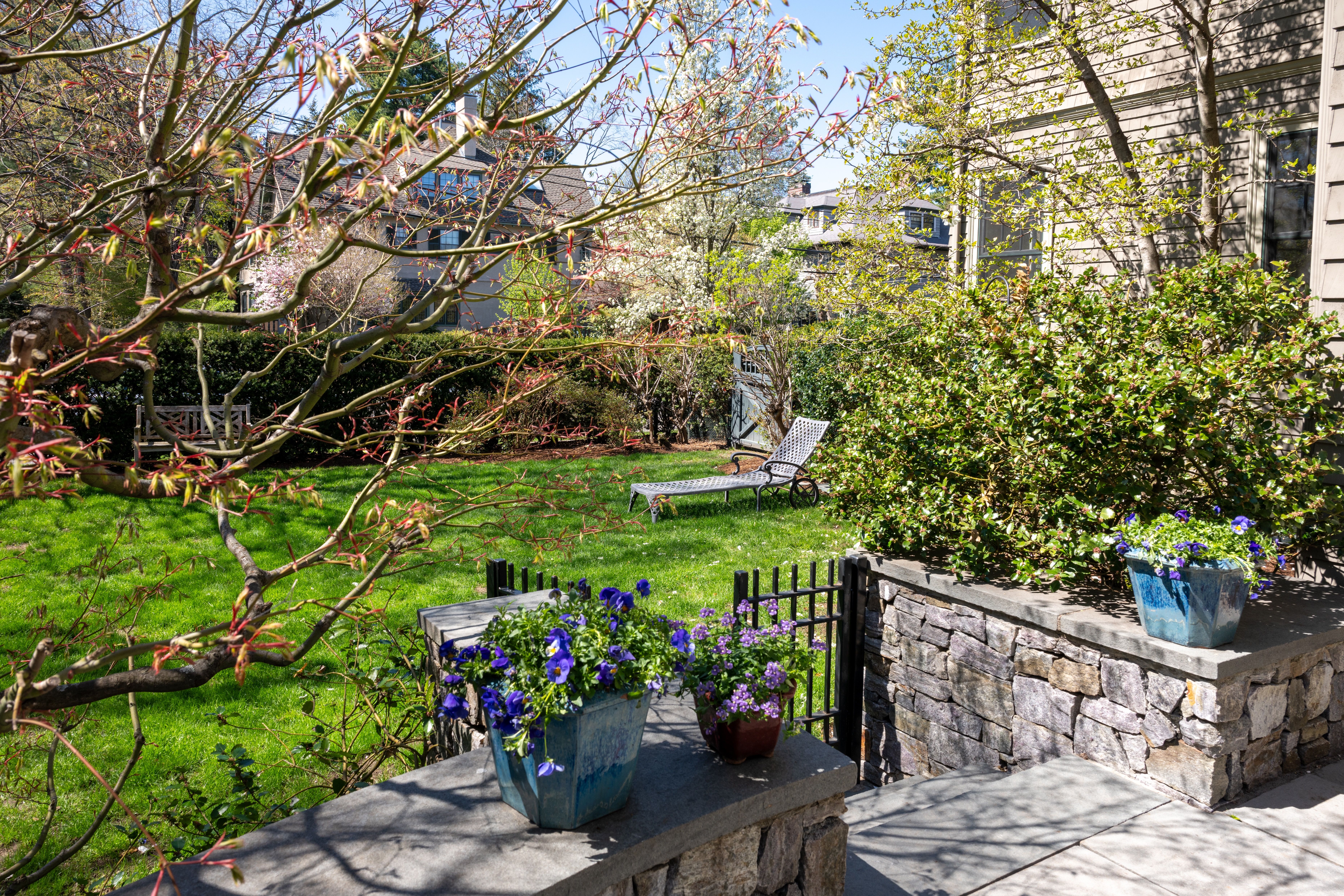  14 Elmwood Avenue, Cambridge, MA, 02138 - 物件實景